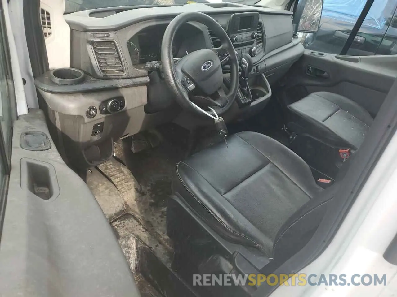 8 fotografías del automóvil dañado 1FTBR1C88PKB19760 FORD TRANSIT 2023