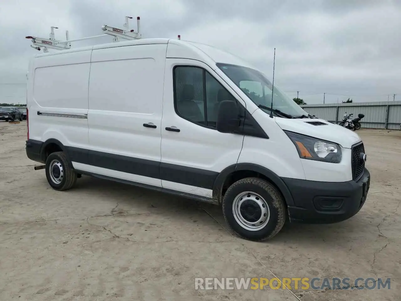 4 fotografías del automóvil dañado 1FTBR1C89PKB69437 FORD TRANSIT 2023