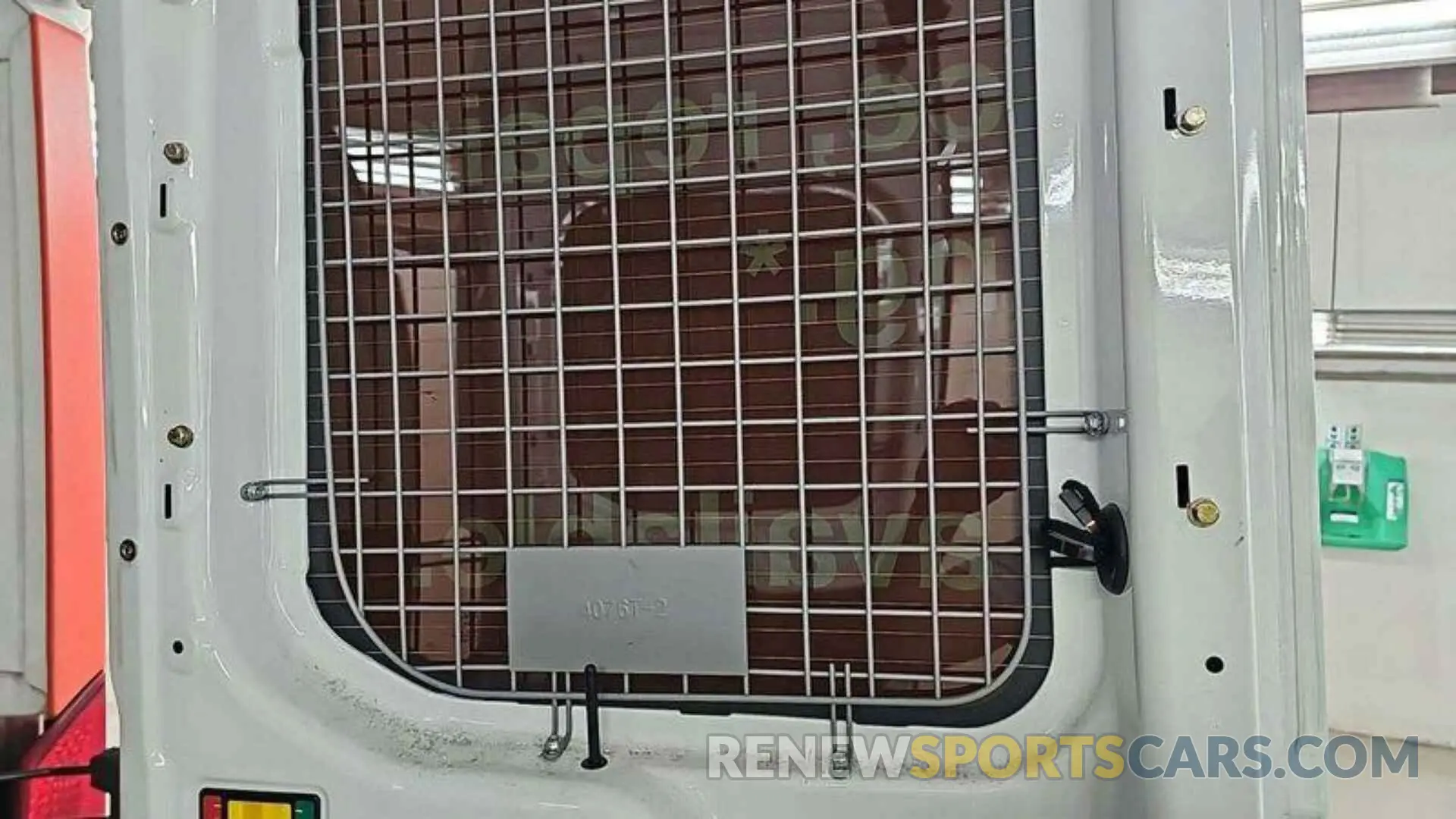 32 fotografías del automóvil dañado 1FTBR2X82PKA60186 FORD TRANSIT 2023