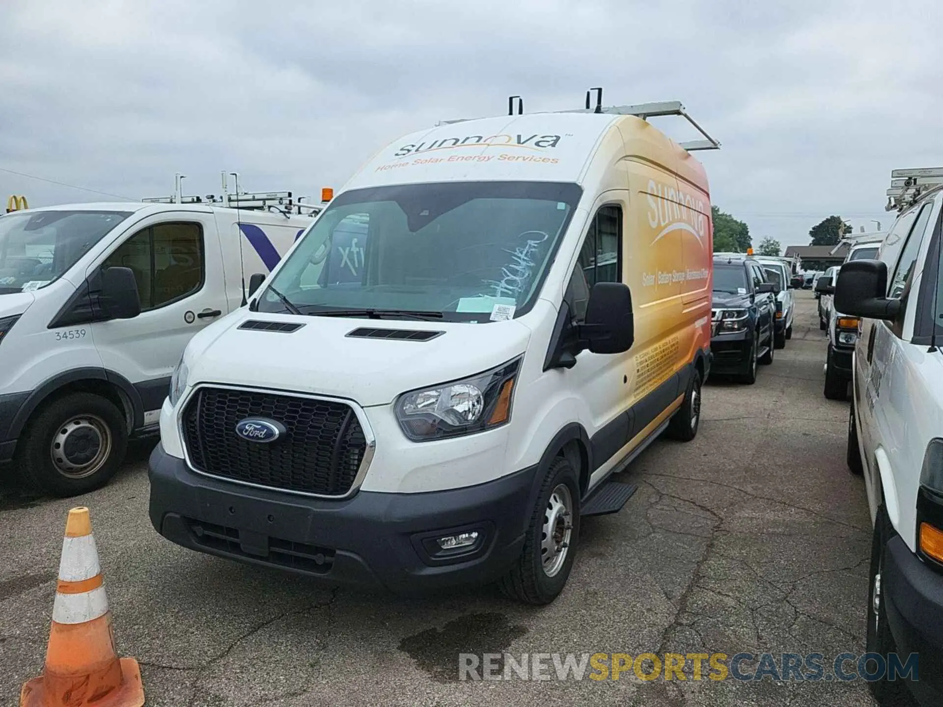 14 fotografías del automóvil dañado 1FTBR2X85PKA59310 FORD TRANSIT 2023