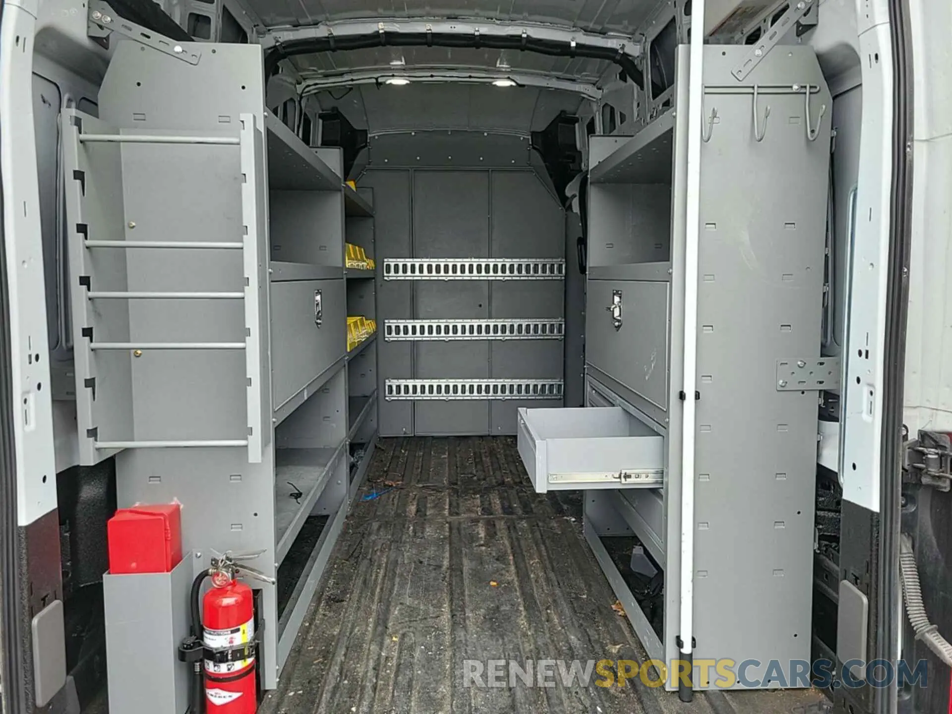 2 fotografías del automóvil dañado 1FTBR2X85PKA59310 FORD TRANSIT 2023