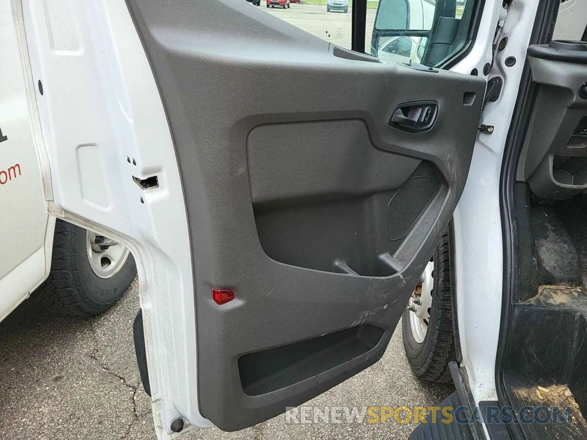 7 fotografías del automóvil dañado 1FTBR2X85PKA59310 FORD TRANSIT 2023
