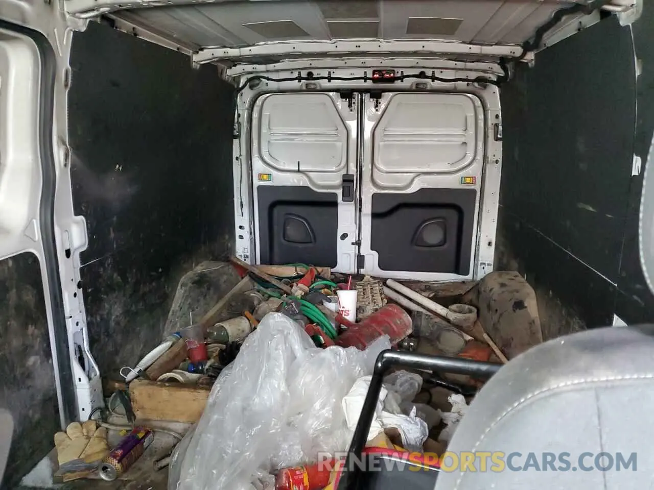 10 fotografías del automóvil dañado 1FTBR2YG7PKA55474 FORD TRANSIT 2023