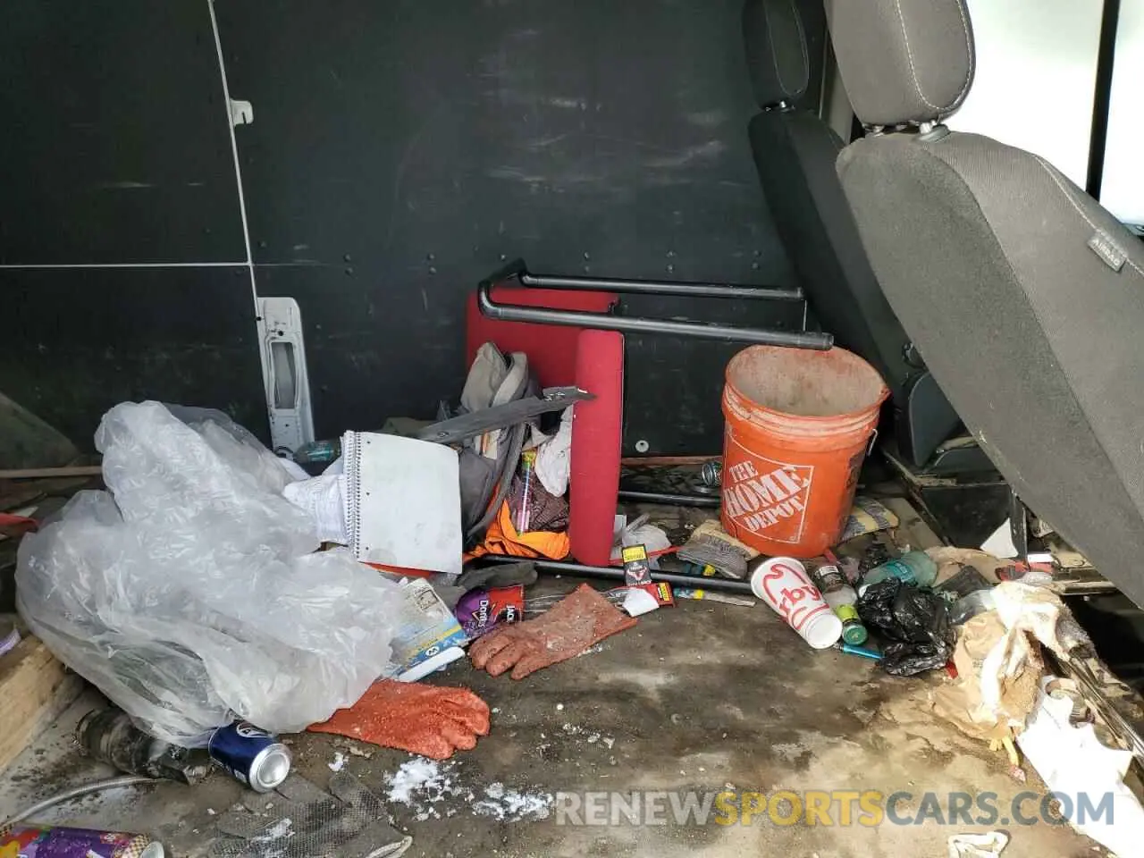 11 fotografías del automóvil dañado 1FTBR2YG7PKA55474 FORD TRANSIT 2023
