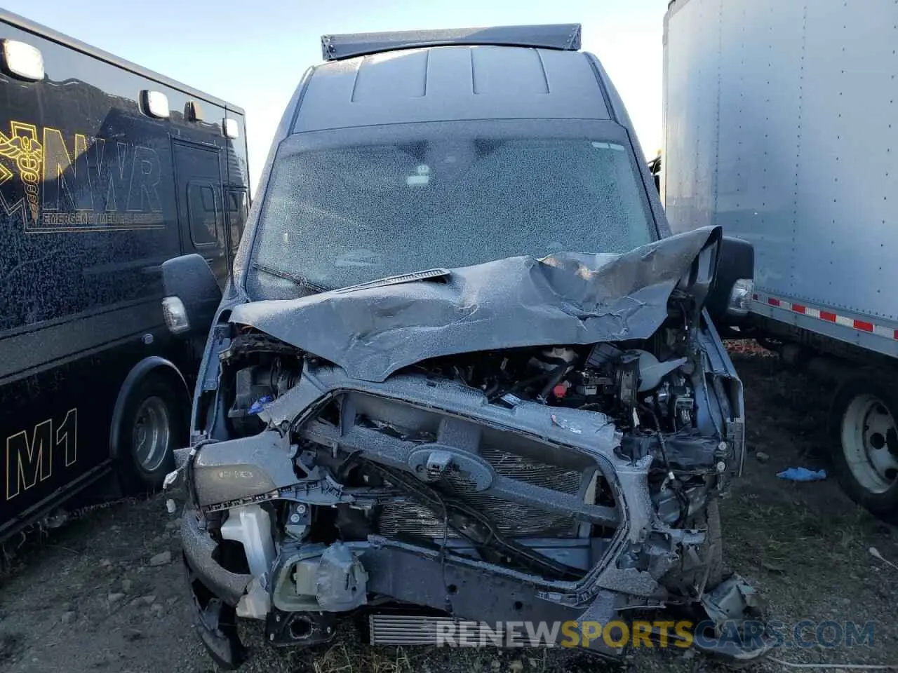 5 fotografías del automóvil dañado 1FTBR3UG2PKA02239 FORD TRANSIT 2023