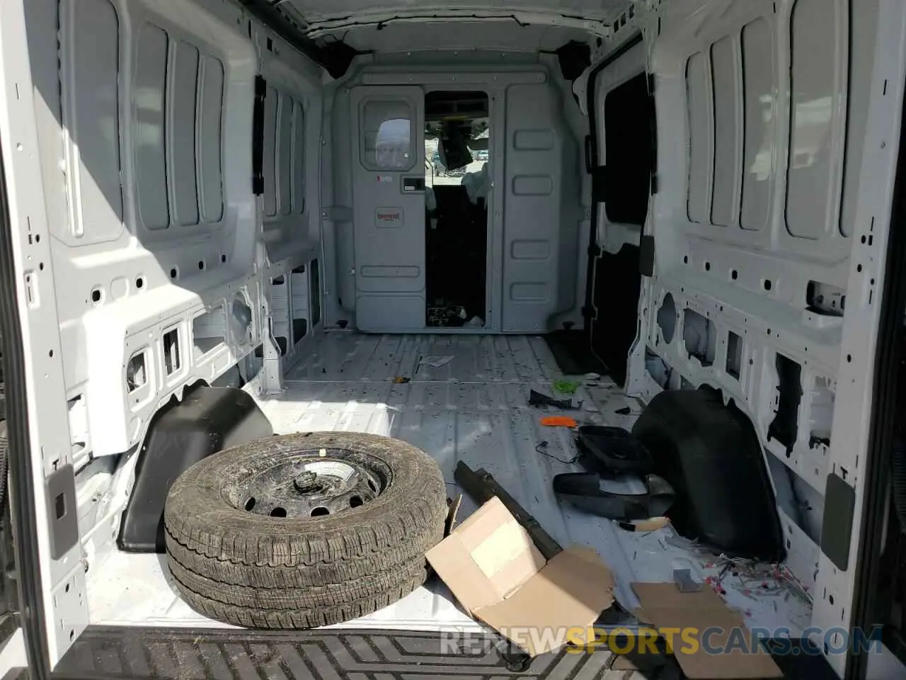 10 fotografías del automóvil dañado 1FTBW9CK1PKB55504 FORD TRANSIT 2023
