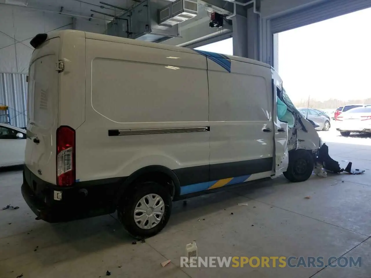 3 fotografías del automóvil dañado 1FTBW9CK1PKB55504 FORD TRANSIT 2023