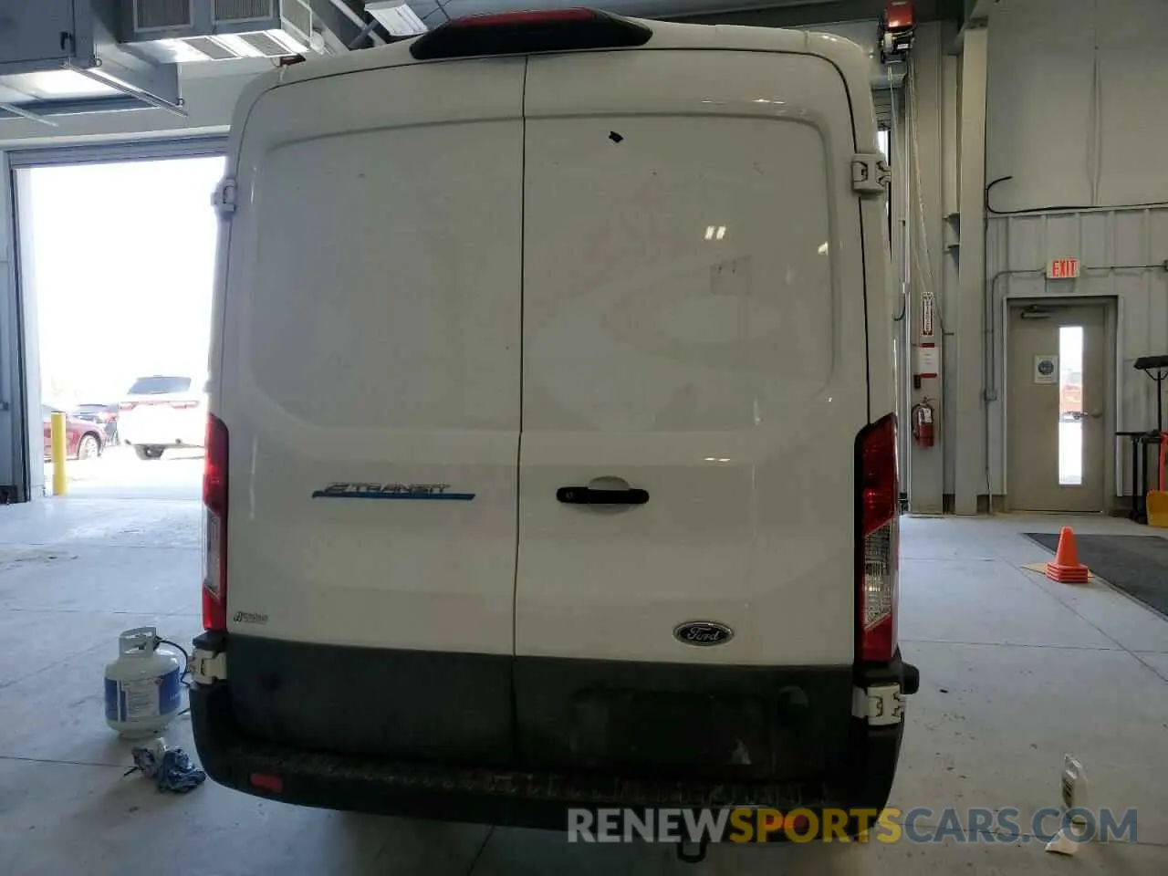 6 fotografías del automóvil dañado 1FTBW9CK1PKB55504 FORD TRANSIT 2023