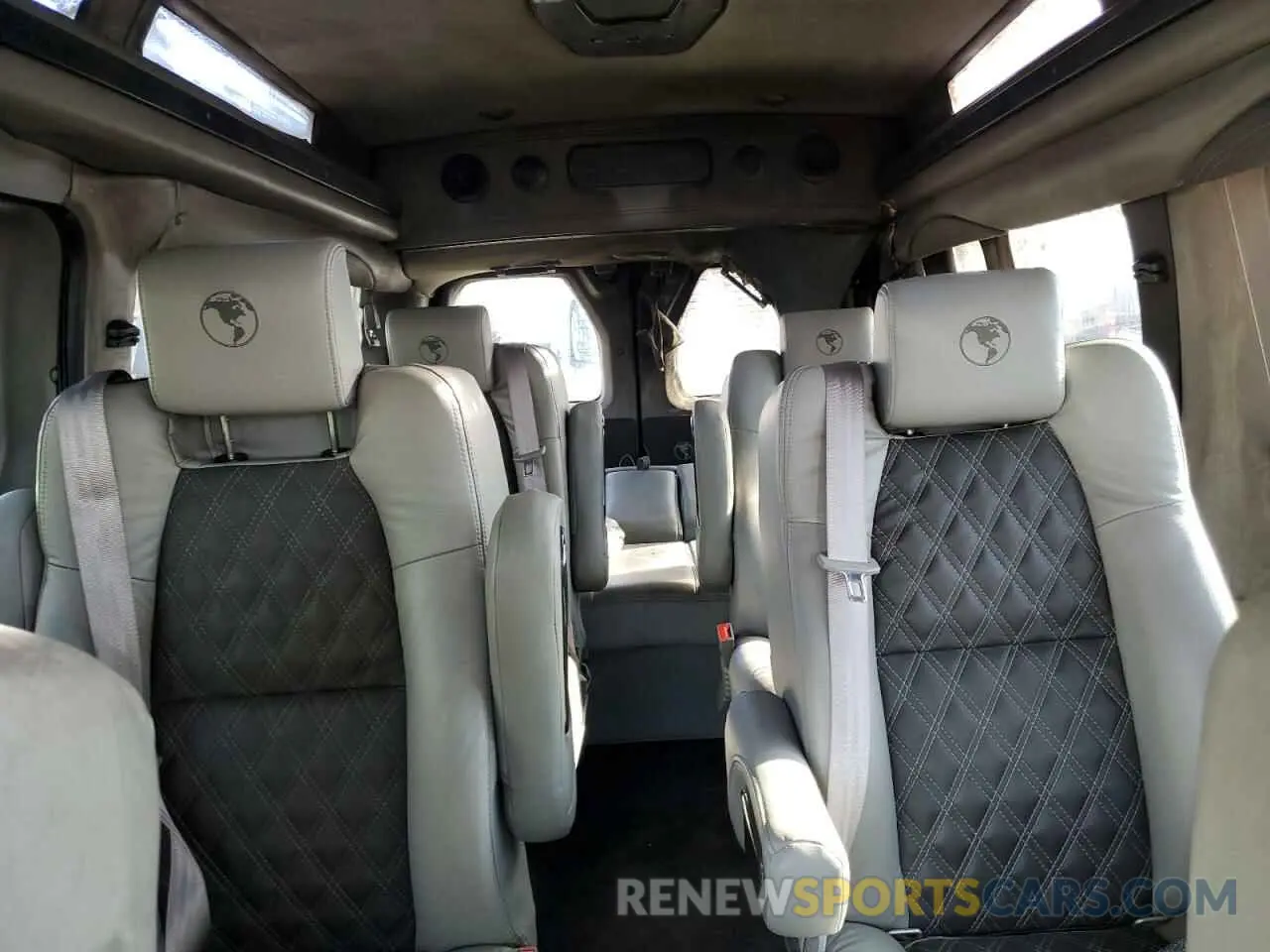 10 fotografías del automóvil dañado 1FTYE2YG1PKA84538 FORD TRANSIT 2023