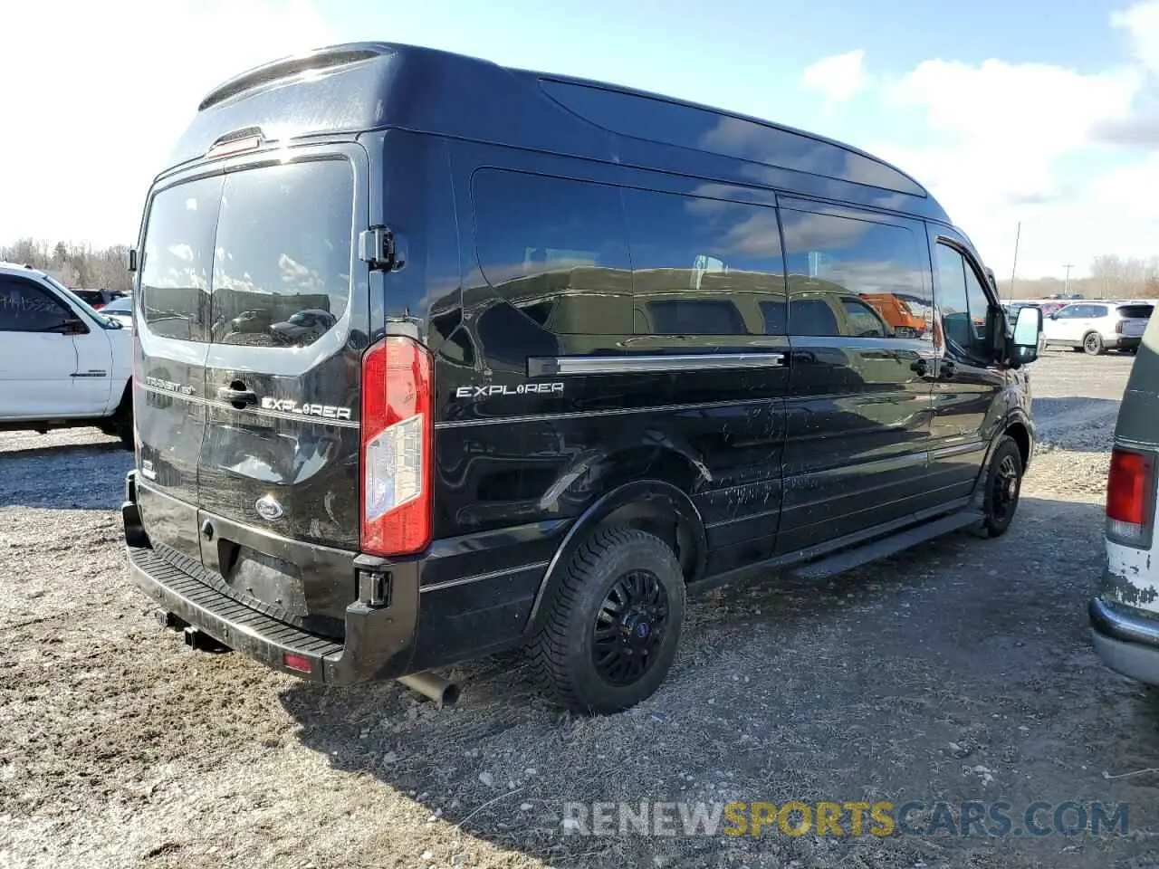 3 fotografías del automóvil dañado 1FTYE2YG1PKA84538 FORD TRANSIT 2023
