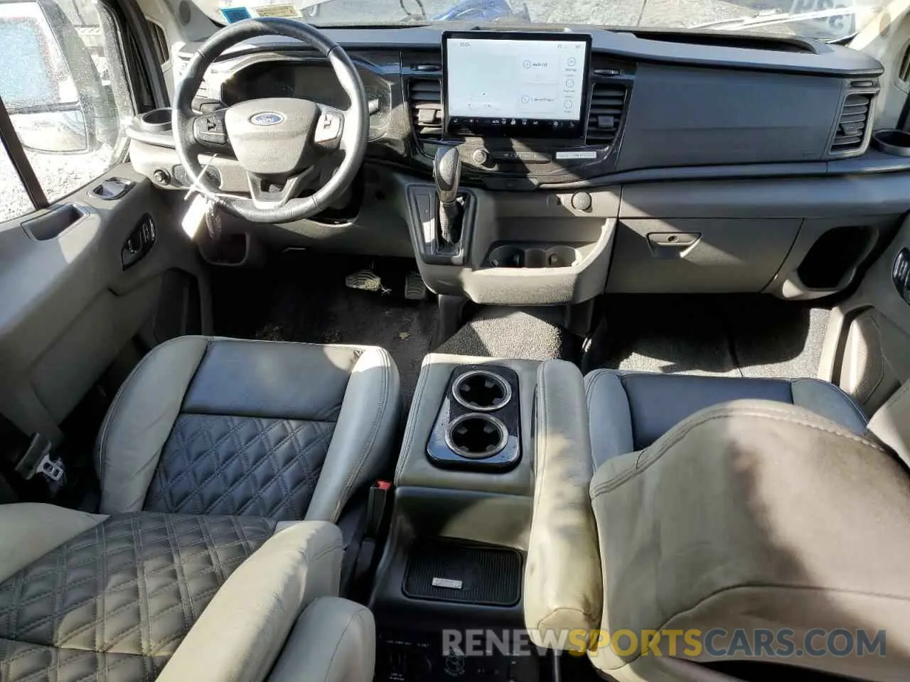 8 fotografías del automóvil dañado 1FTYE2YG1PKA84538 FORD TRANSIT 2023