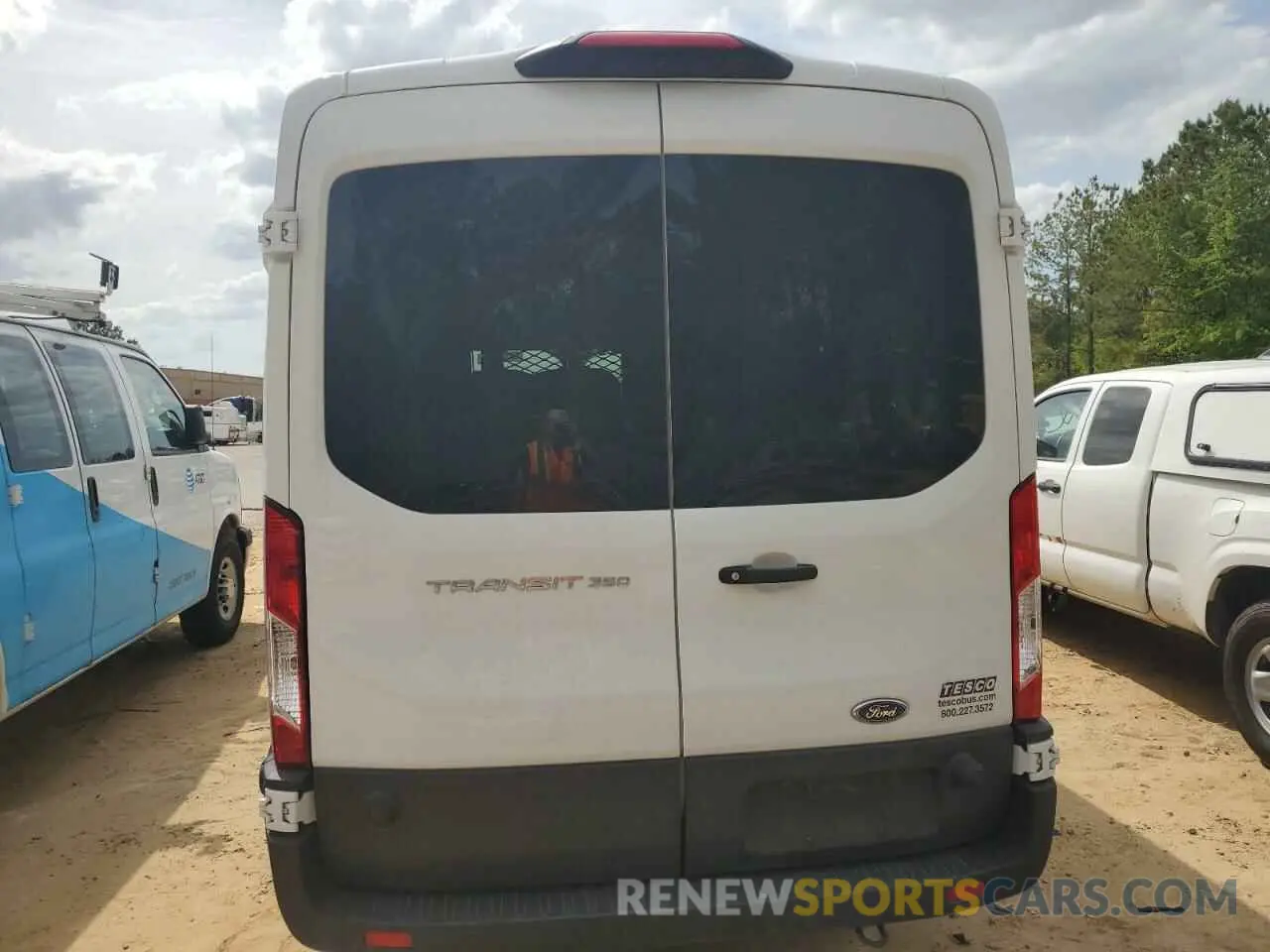 6 fotografías del automóvil dañado 1FBAX2C88RKA07720 FORD TRANSIT 2024