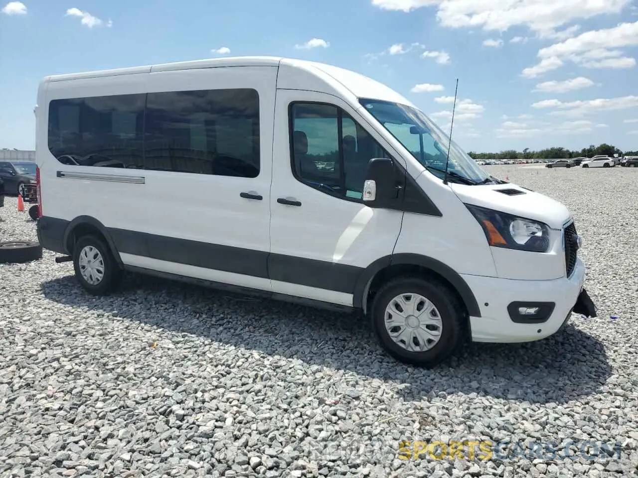 4 fotografías del automóvil dañado 1FBAX2C89RKA74343 FORD TRANSIT 2024