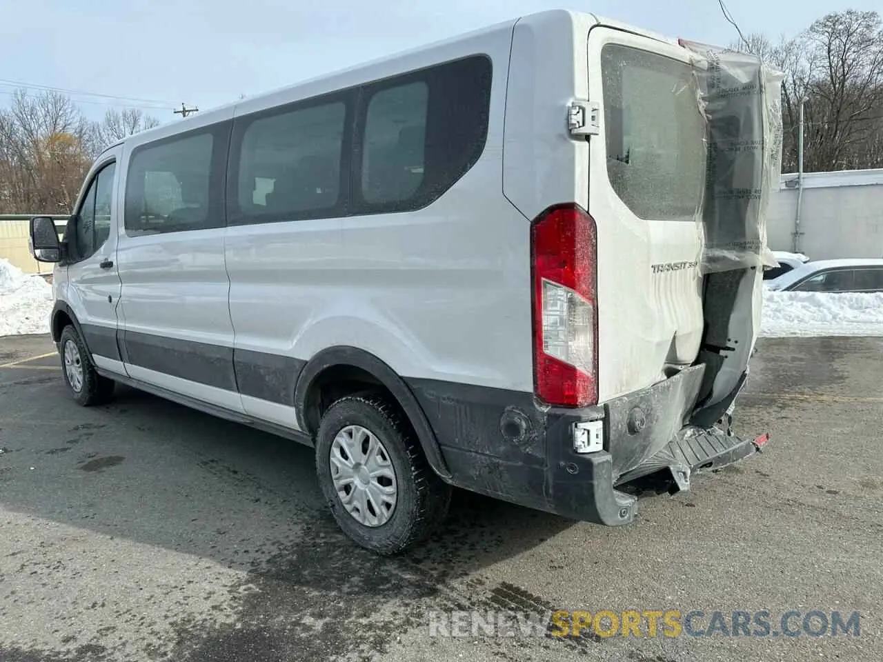 2 fotografías del automóvil dañado 1FBAX2Y82RKA82339 FORD TRANSIT 2024