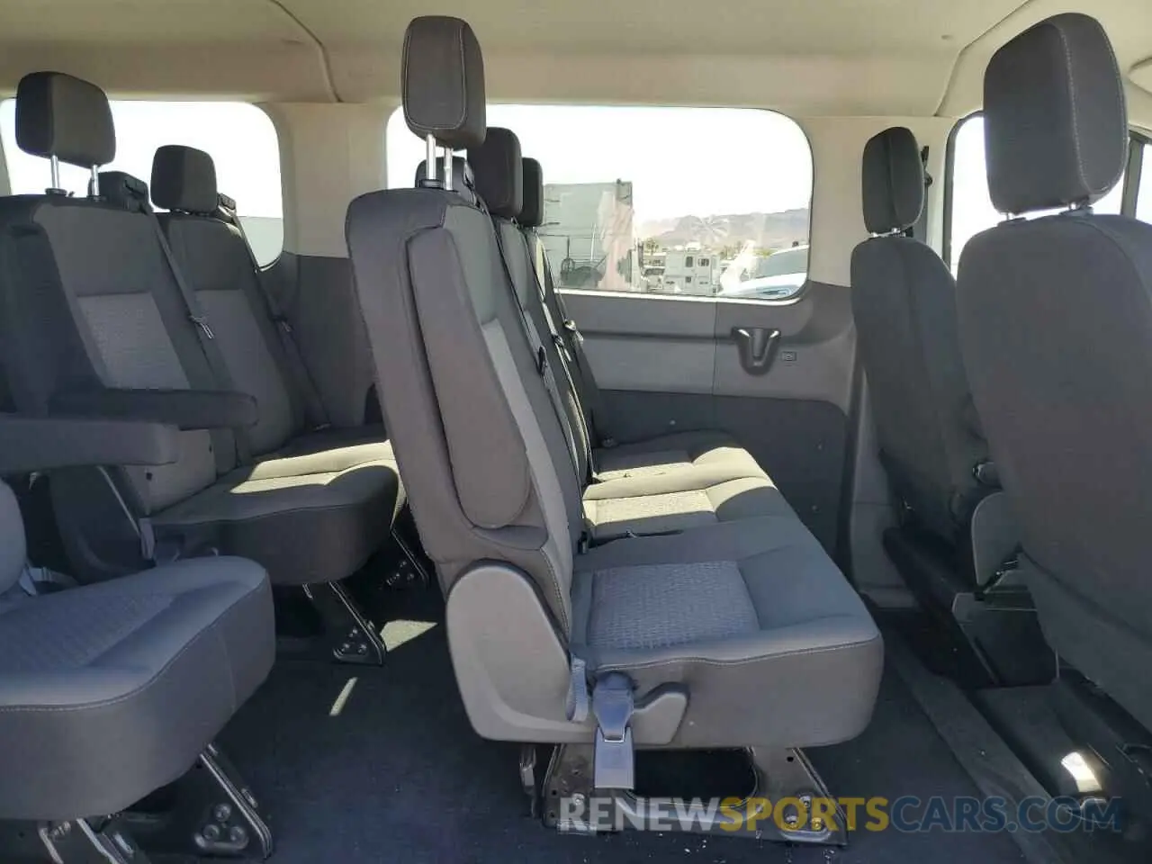 11 fotografías del automóvil dañado 1FBAX2YG2RKA09205 FORD TRANSIT 2024