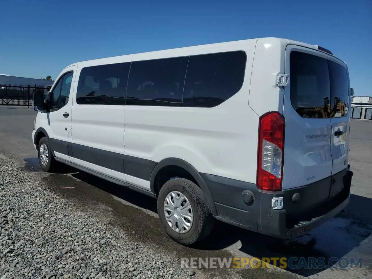 2 fotografías del automóvil dañado 1FBAX2YG2RKA09205 FORD TRANSIT 2024