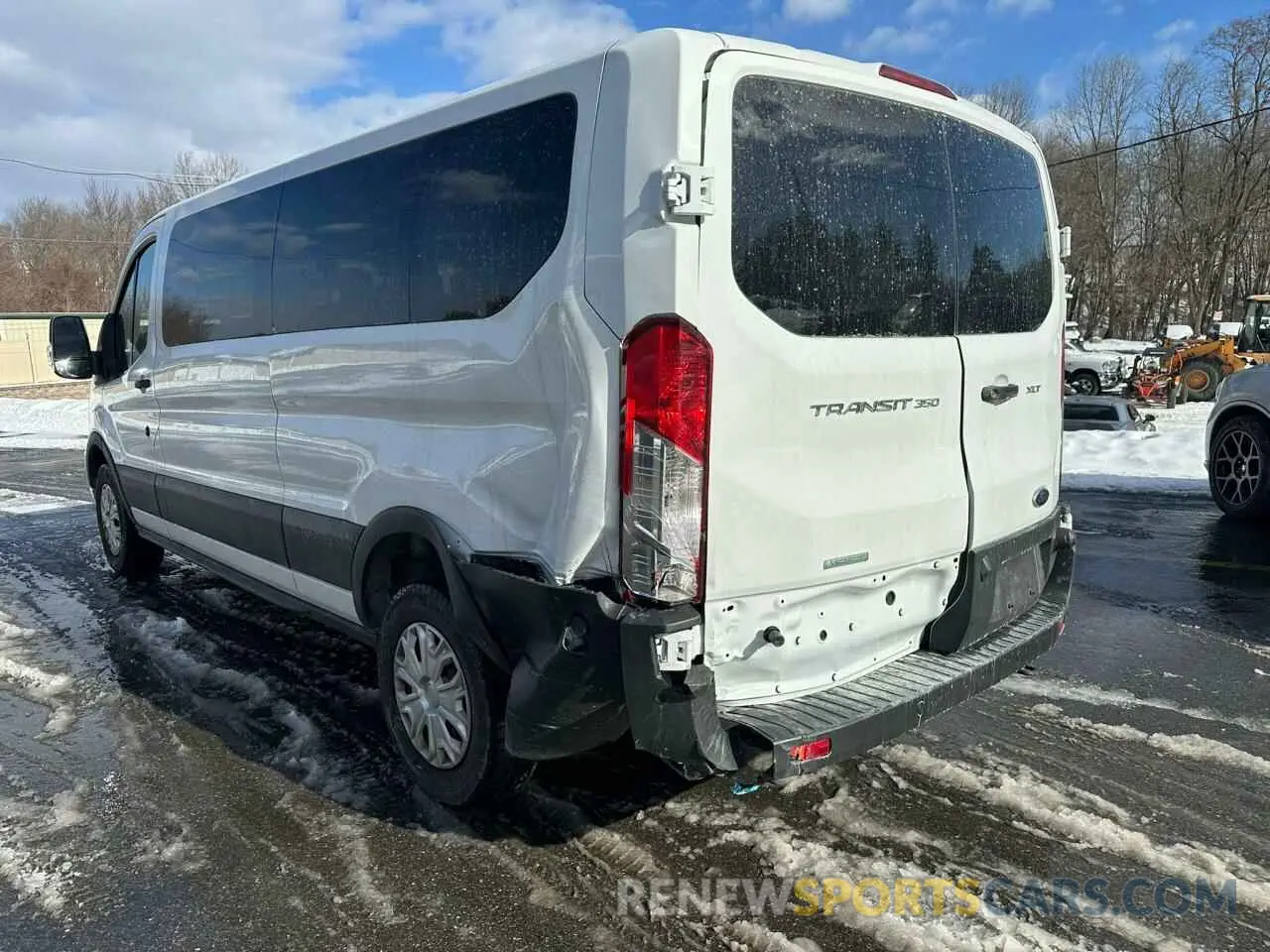 2 fotografías del automóvil dañado 1FBAX2YG8RKA21603 FORD TRANSIT 2024