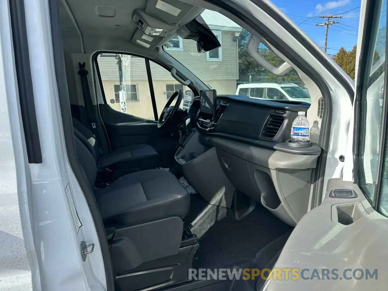 9 fotografías del automóvil dañado 1FBAX2YG8RKA21603 FORD TRANSIT 2024