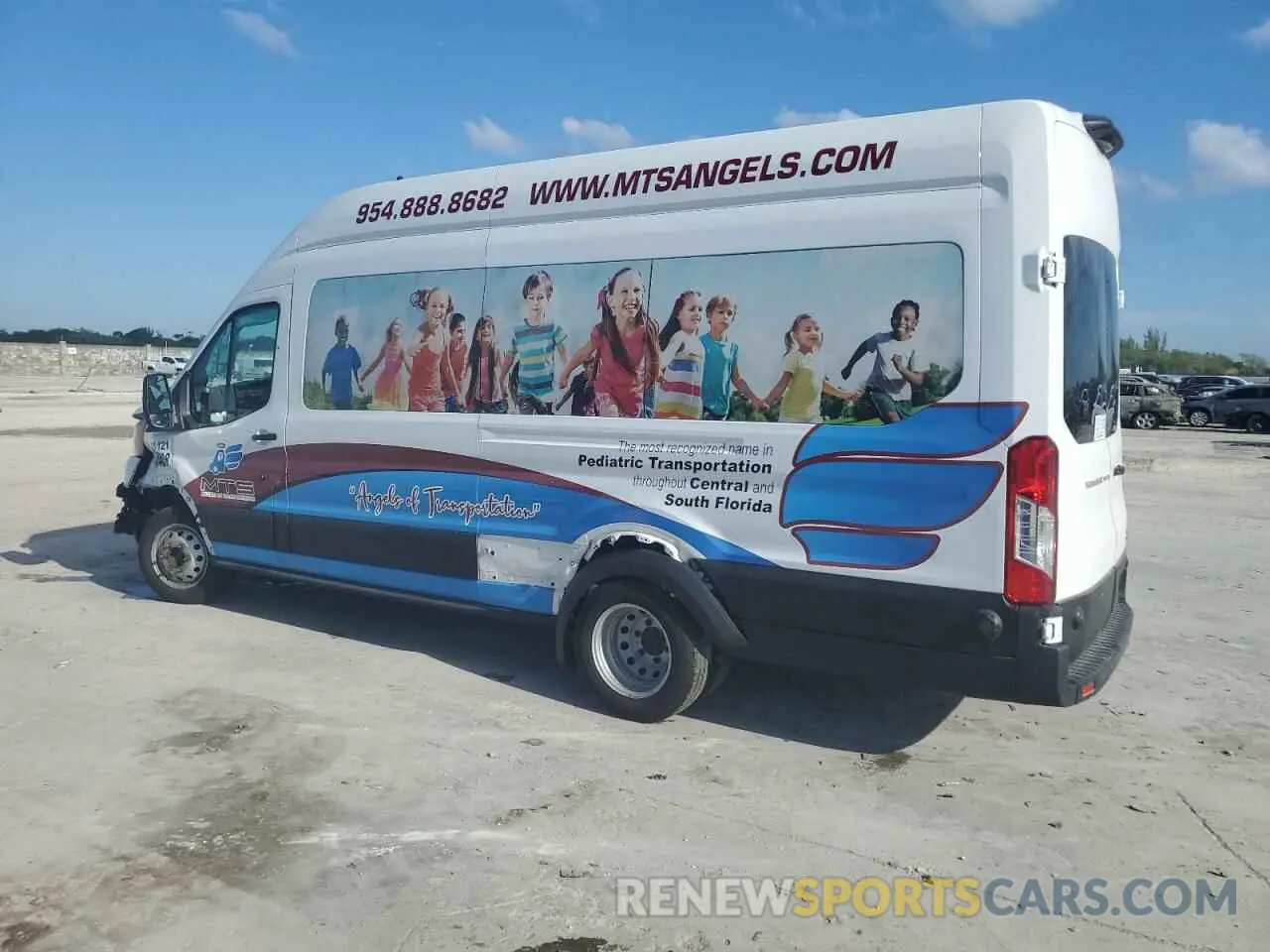 2 fotografías del automóvil dañado 1FBVU4X88RKA15056 FORD TRANSIT 2024