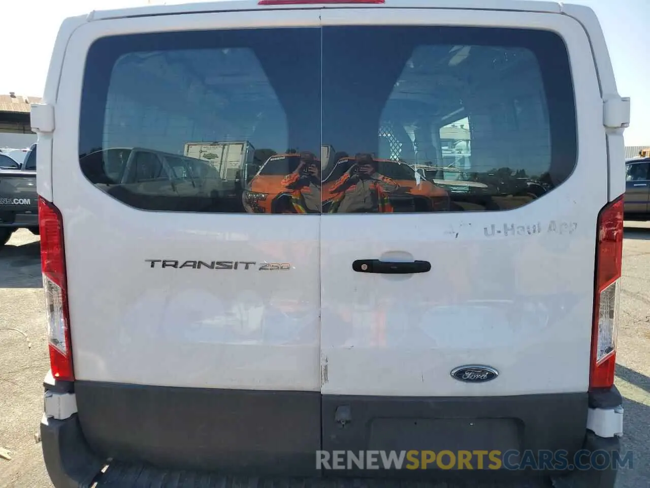 10 fotografías del automóvil dañado 1FTBR1Y83RKA62623 FORD TRANSIT 2024