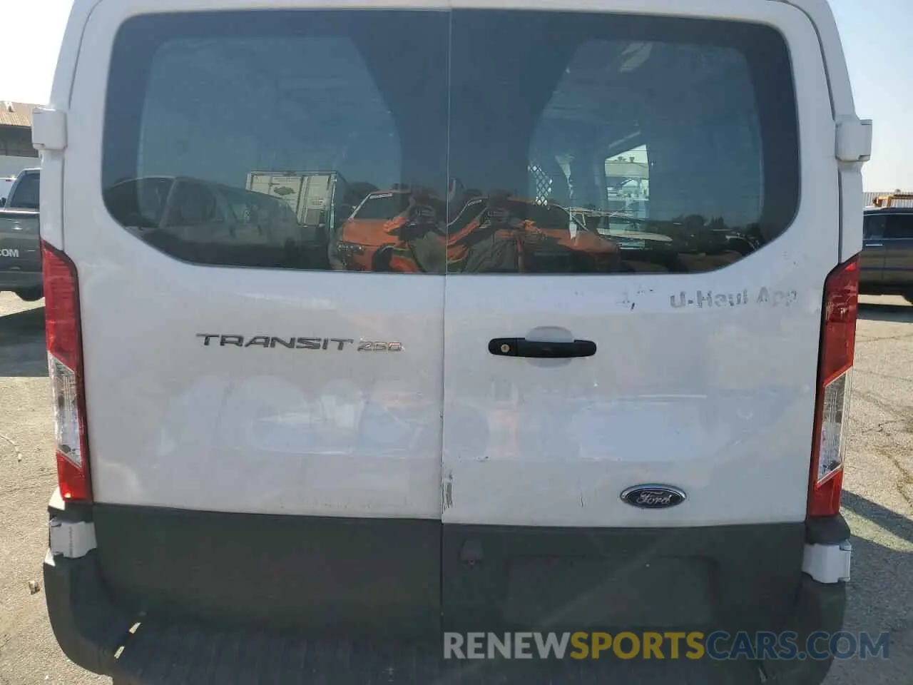 11 fotografías del automóvil dañado 1FTBR1Y83RKA62623 FORD TRANSIT 2024