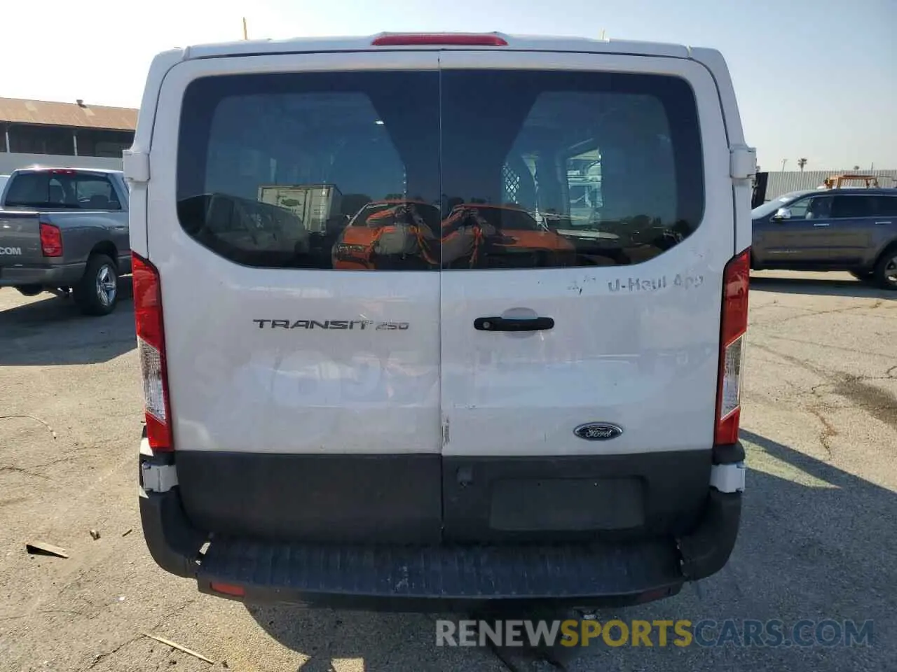 6 fotografías del automóvil dañado 1FTBR1Y83RKA62623 FORD TRANSIT 2024