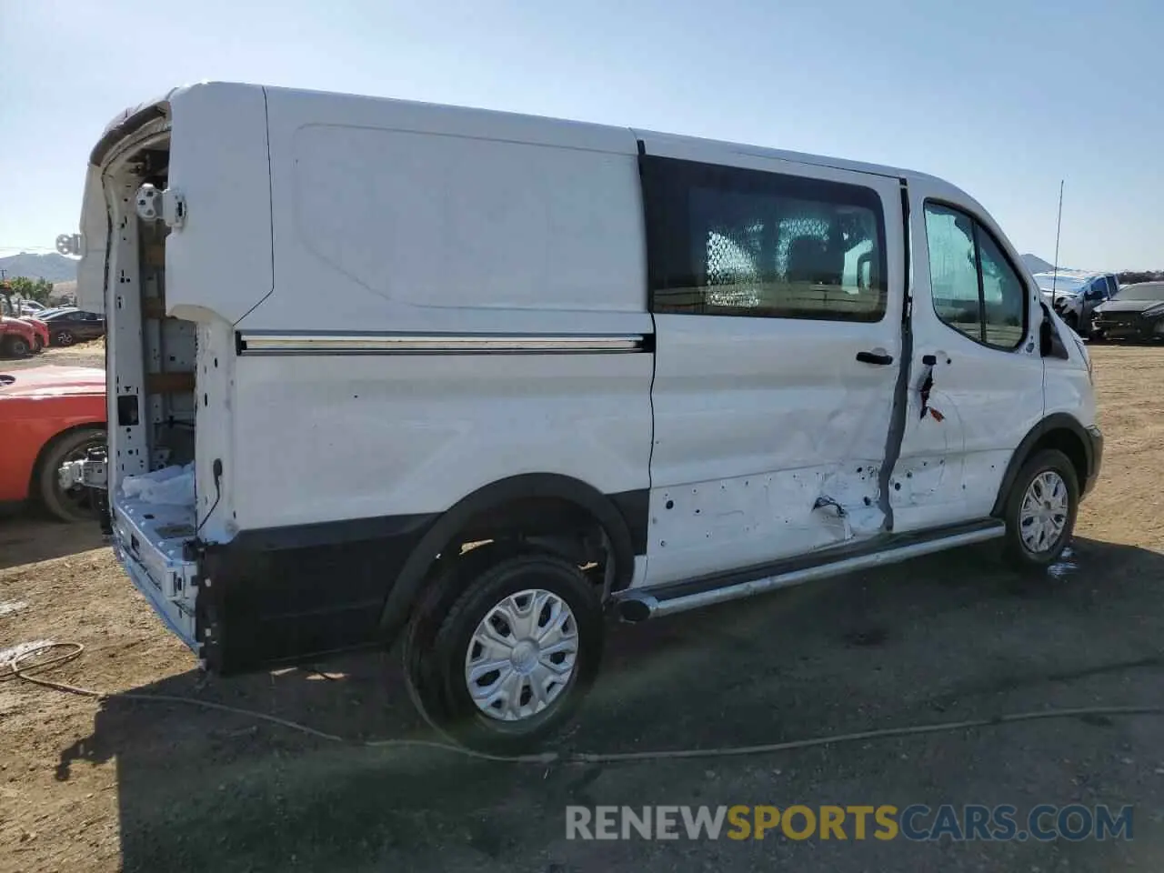 3 fotografías del automóvil dañado 1FTBR1Y8XRKA71402 FORD TRANSIT 2024