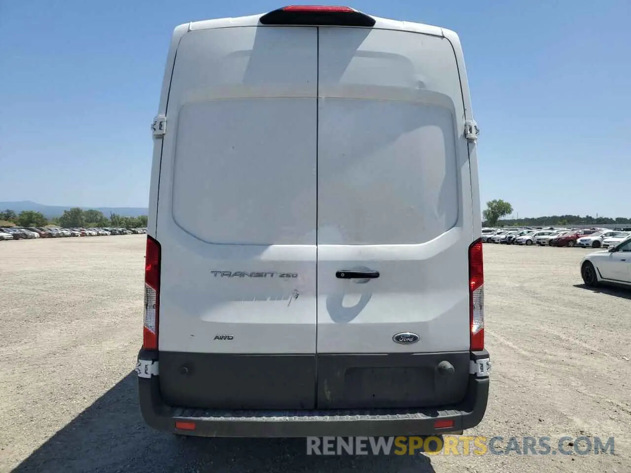 6 fotografías del automóvil dañado 1FTBR2X8XRKA11725 FORD TRANSIT 2024