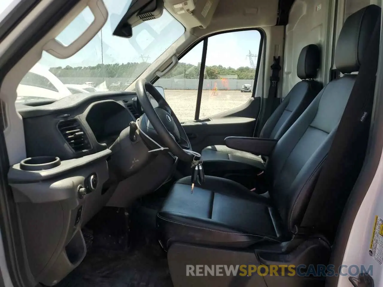 7 fotografías del automóvil dañado 1FTBR2X8XRKA11725 FORD TRANSIT 2024