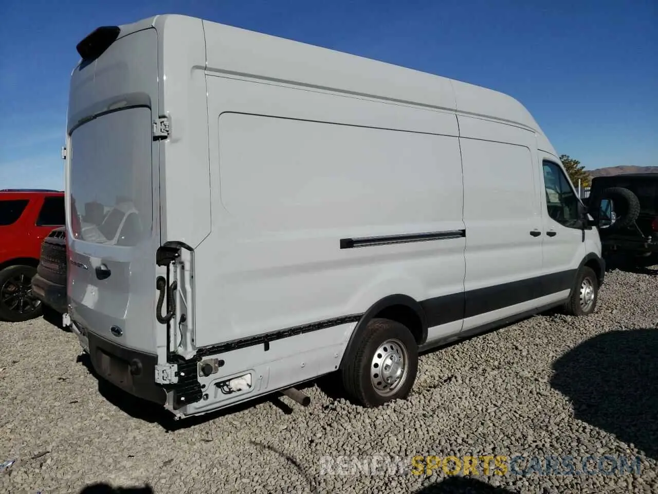 3 fotografías del automóvil dañado 1FTBW3UGXRKA44492 FORD TRANSIT 2024