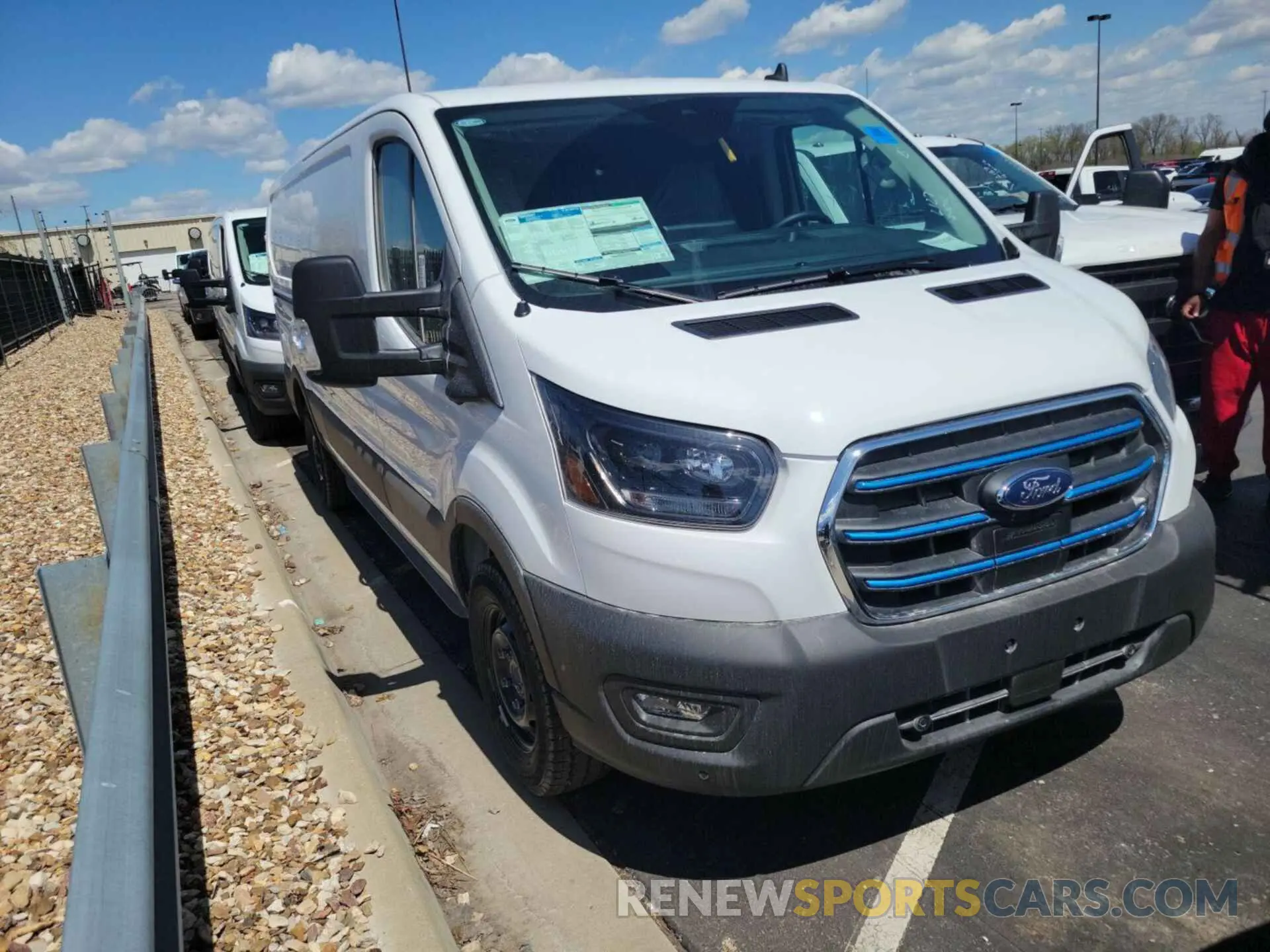 21 fotografías del automóvil dañado 1FTBW1YM2SKA13019 FORD TRANSIT 2025
