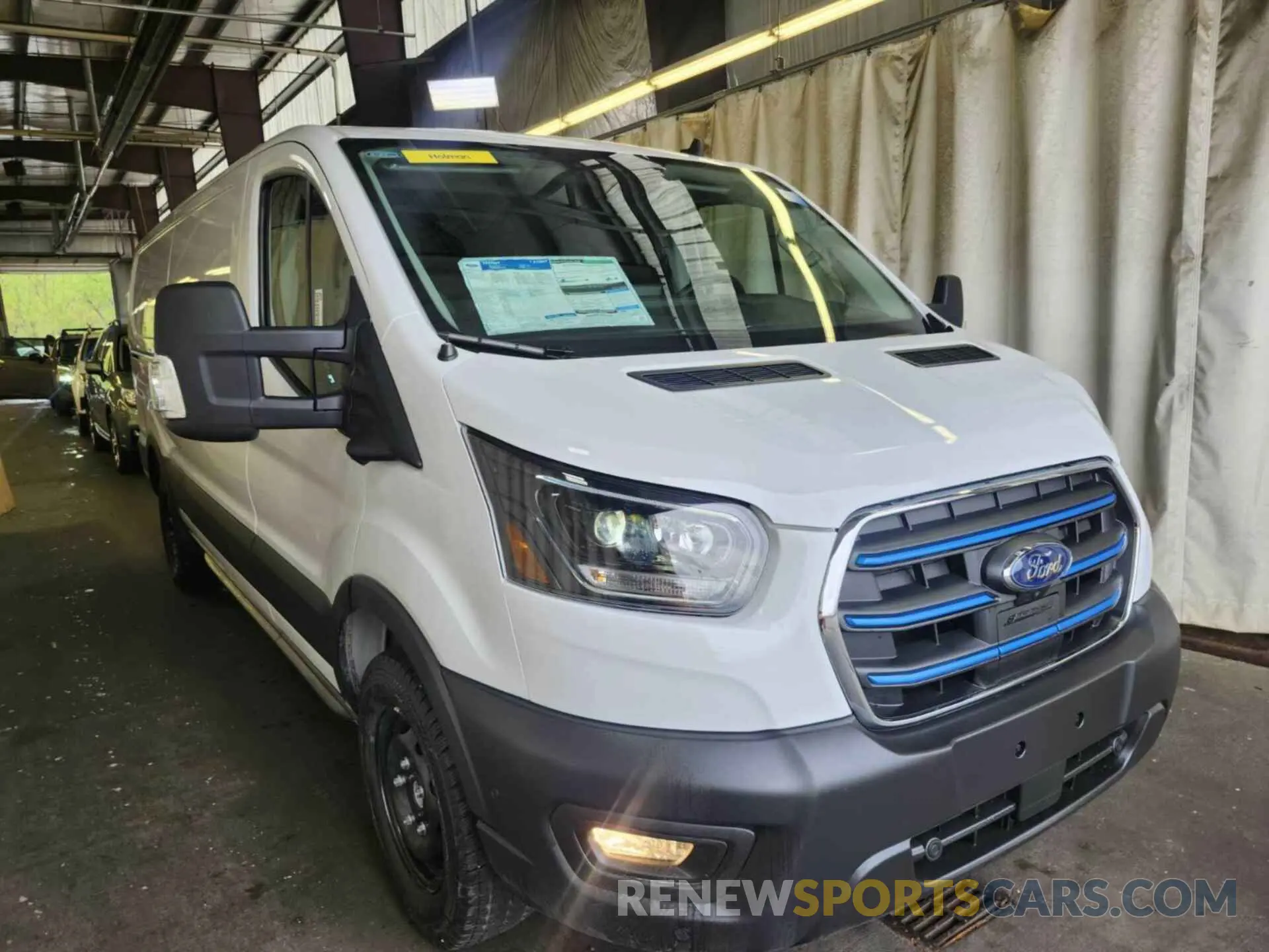 20 fotografías del automóvil dañado 1FTBW1YM2SKA13067 FORD TRANSIT 2025