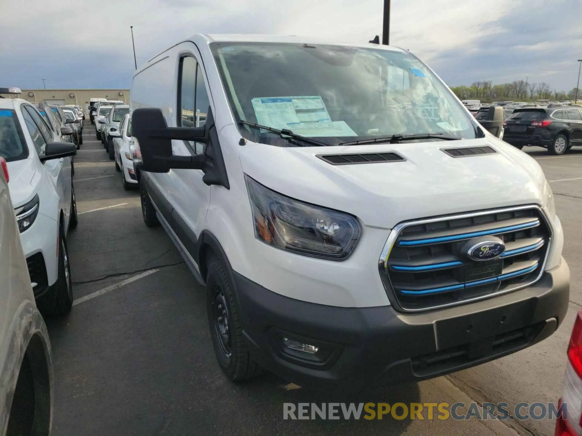 5 fotografías del automóvil dañado 1FTBW1YM3SKA13059 FORD TRANSIT 2025