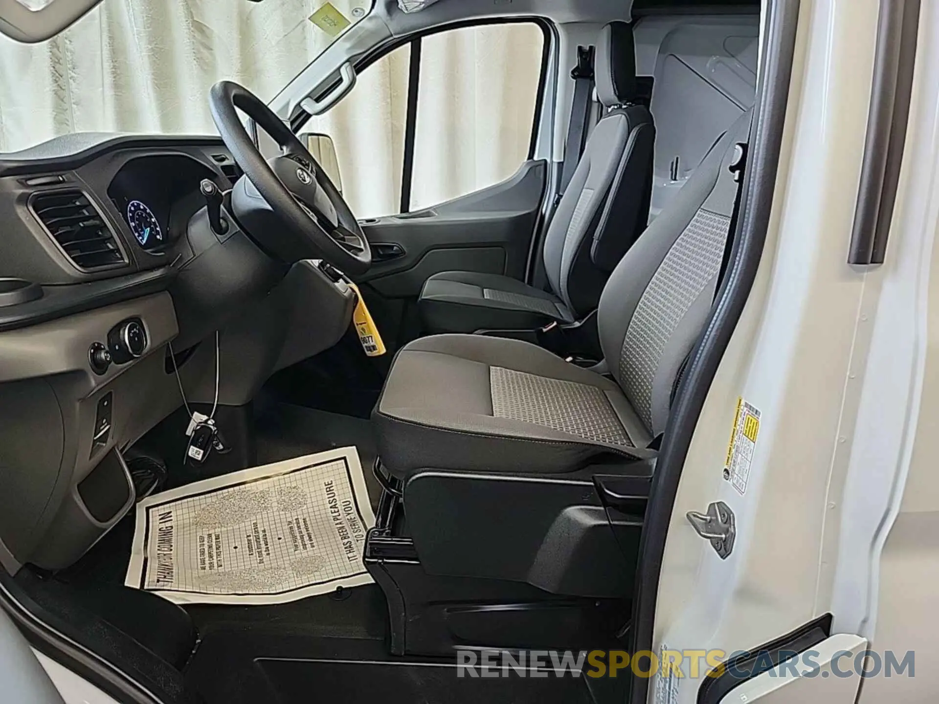 27 fotografías del automóvil dañado 1FTBW1YMXSKA13043 FORD TRANSIT 2025