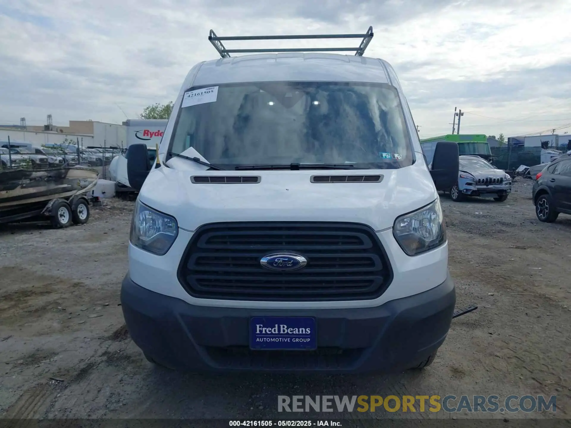 11 fotografías del automóvil dañado 1FTYR1CM2KKA03941 FORD TRANSIT-250 2019