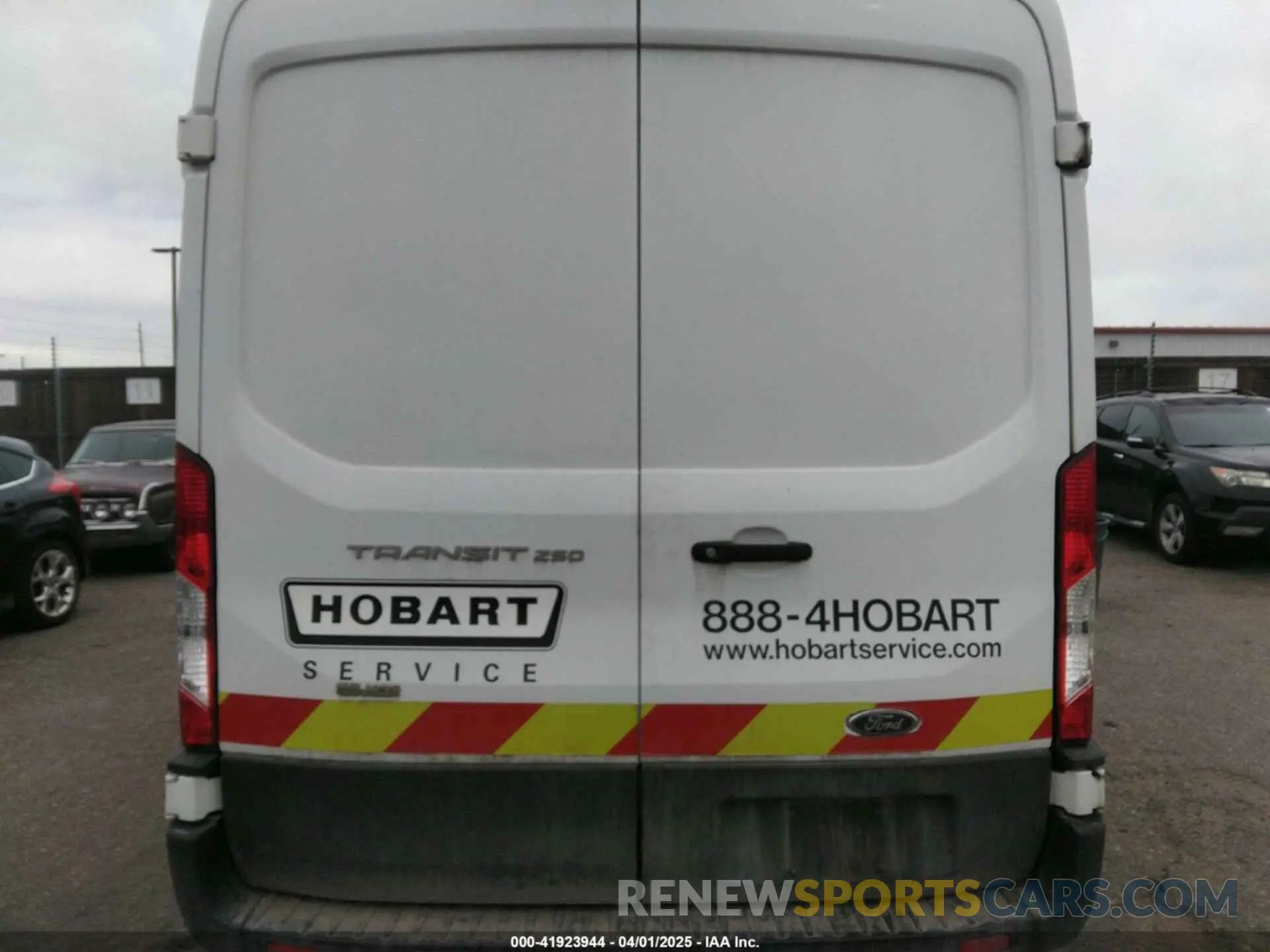 16 fotografías del automóvil dañado 1FTYR1CM5KKA70355 FORD TRANSIT-250 2019