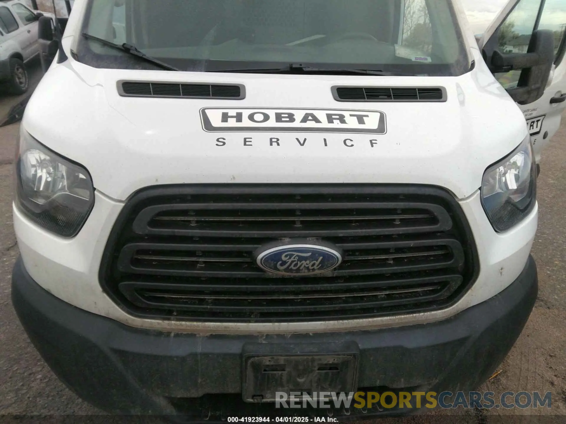 6 fotografías del automóvil dañado 1FTYR1CM5KKA70355 FORD TRANSIT-250 2019