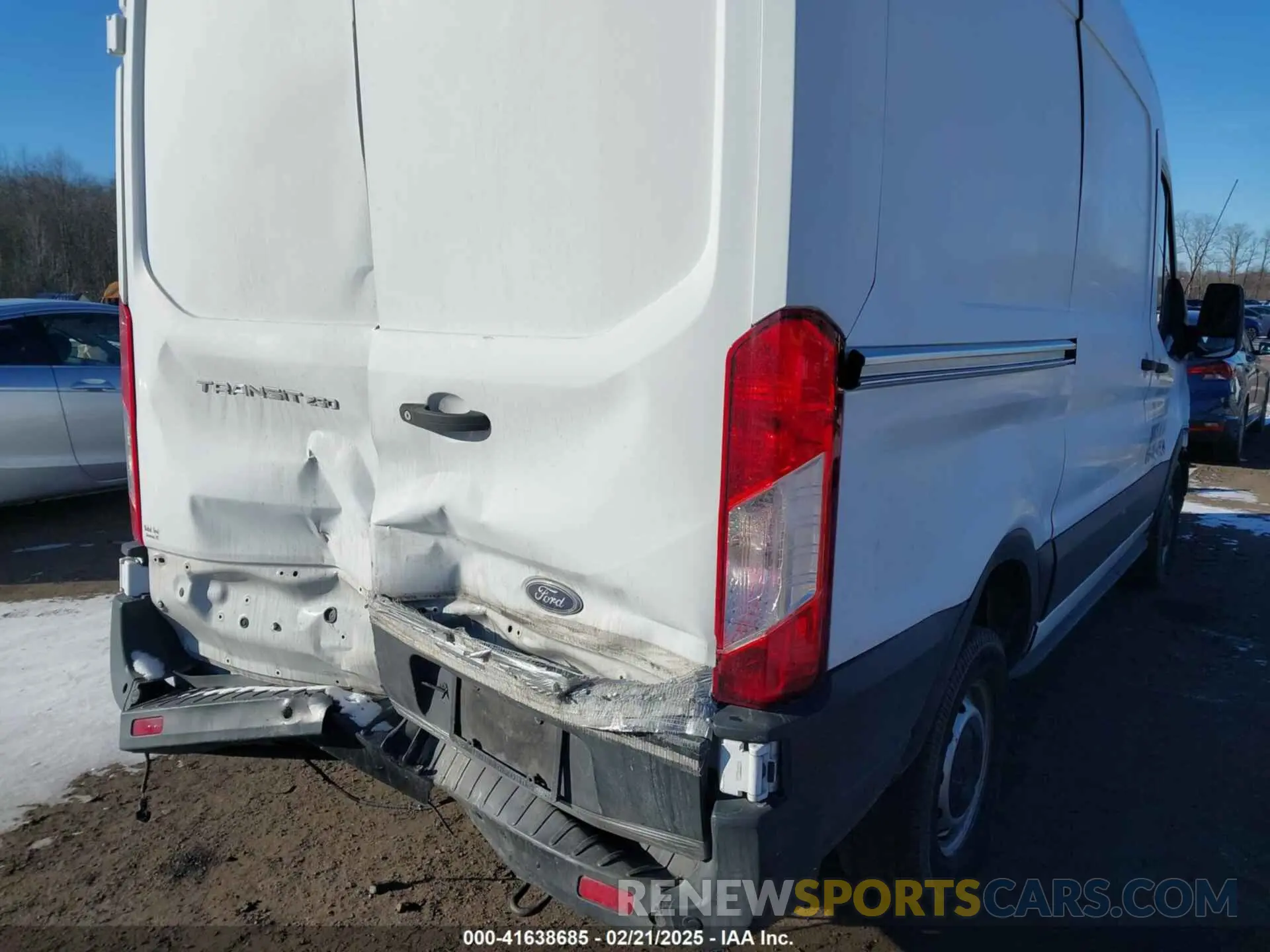 17 fotografías del automóvil dañado 1FTYR1CM6KKB81786 FORD TRANSIT-250 2019