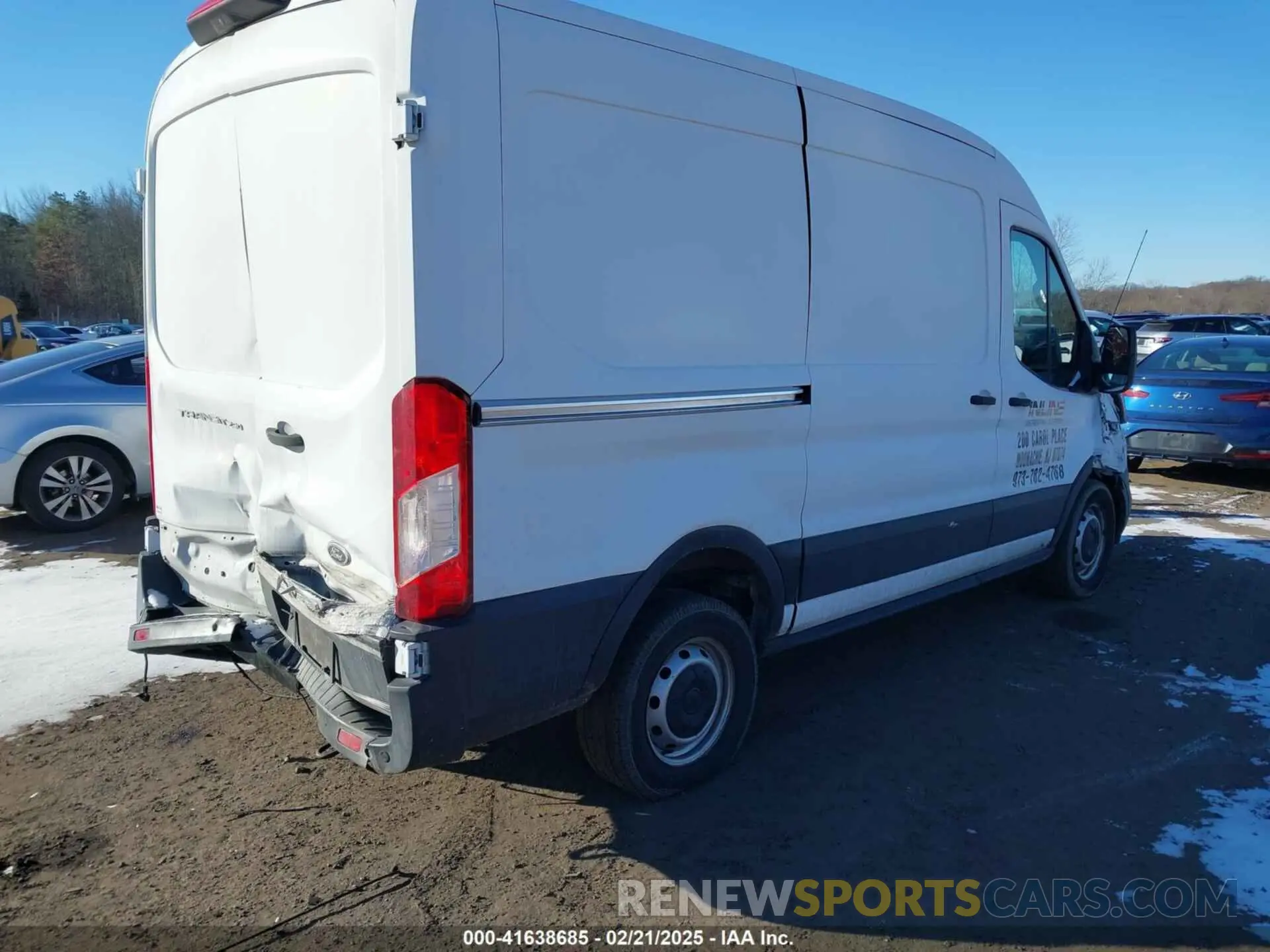 4 fotografías del automóvil dañado 1FTYR1CM6KKB81786 FORD TRANSIT-250 2019