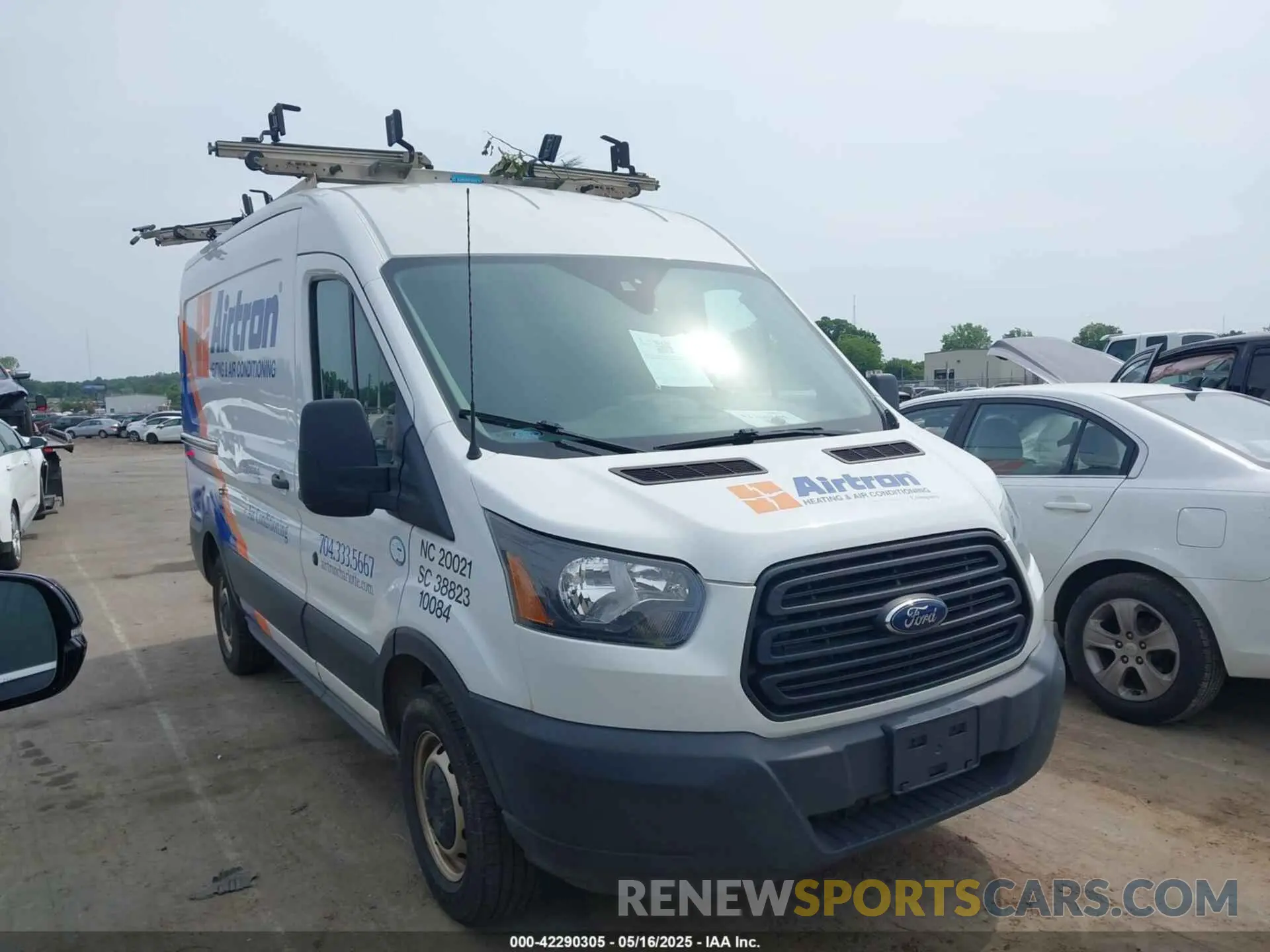 13 fotografías del automóvil dañado 1FTYR1CM7KKB27266 FORD TRANSIT-250 2019