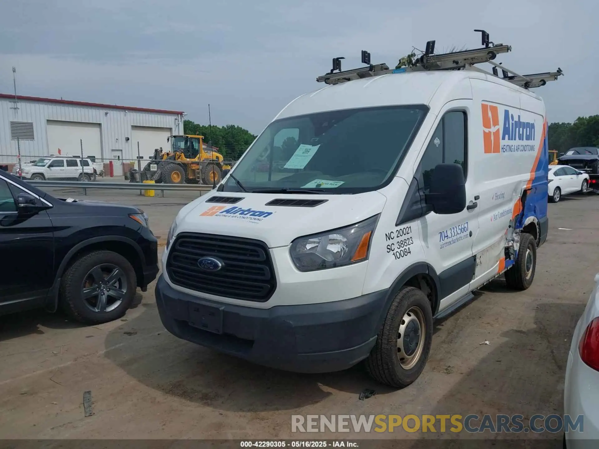 2 fotografías del automóvil dañado 1FTYR1CM7KKB27266 FORD TRANSIT-250 2019