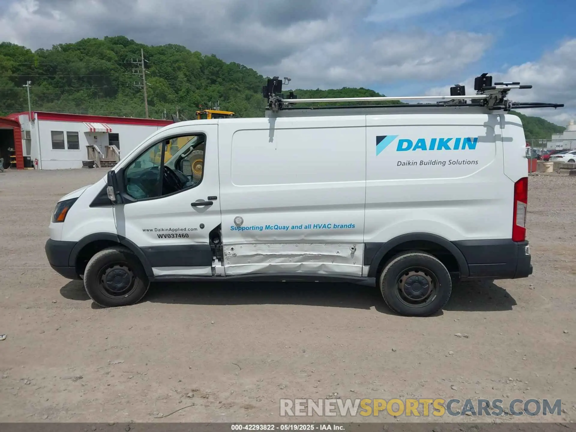 14 fotografías del automóvil dañado 1FTYR1YG3KKB67475 FORD TRANSIT-250 2019