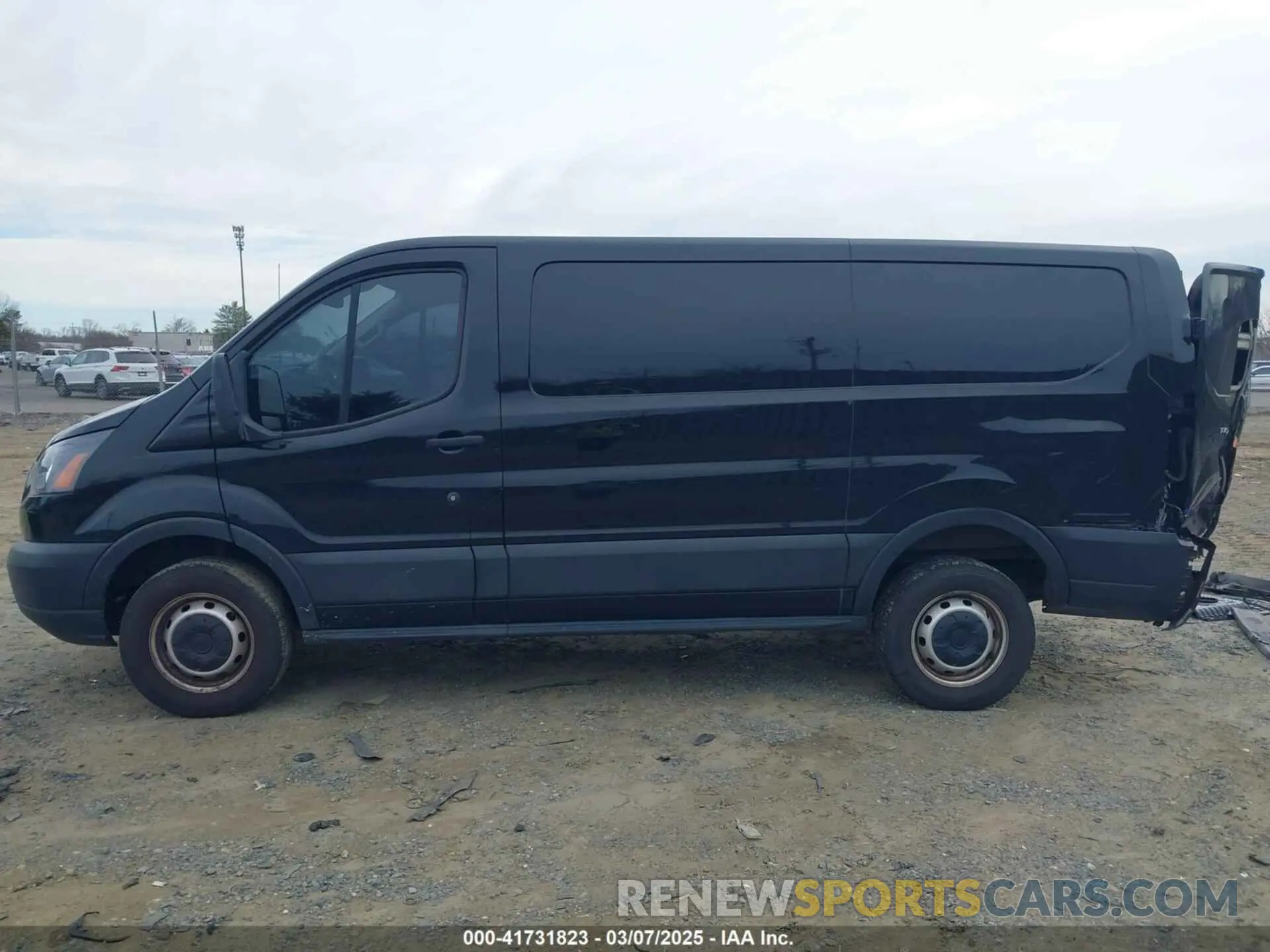 15 fotografías del automóvil dañado 1FTYR1YM3KKA58892 FORD TRANSIT-250 2019