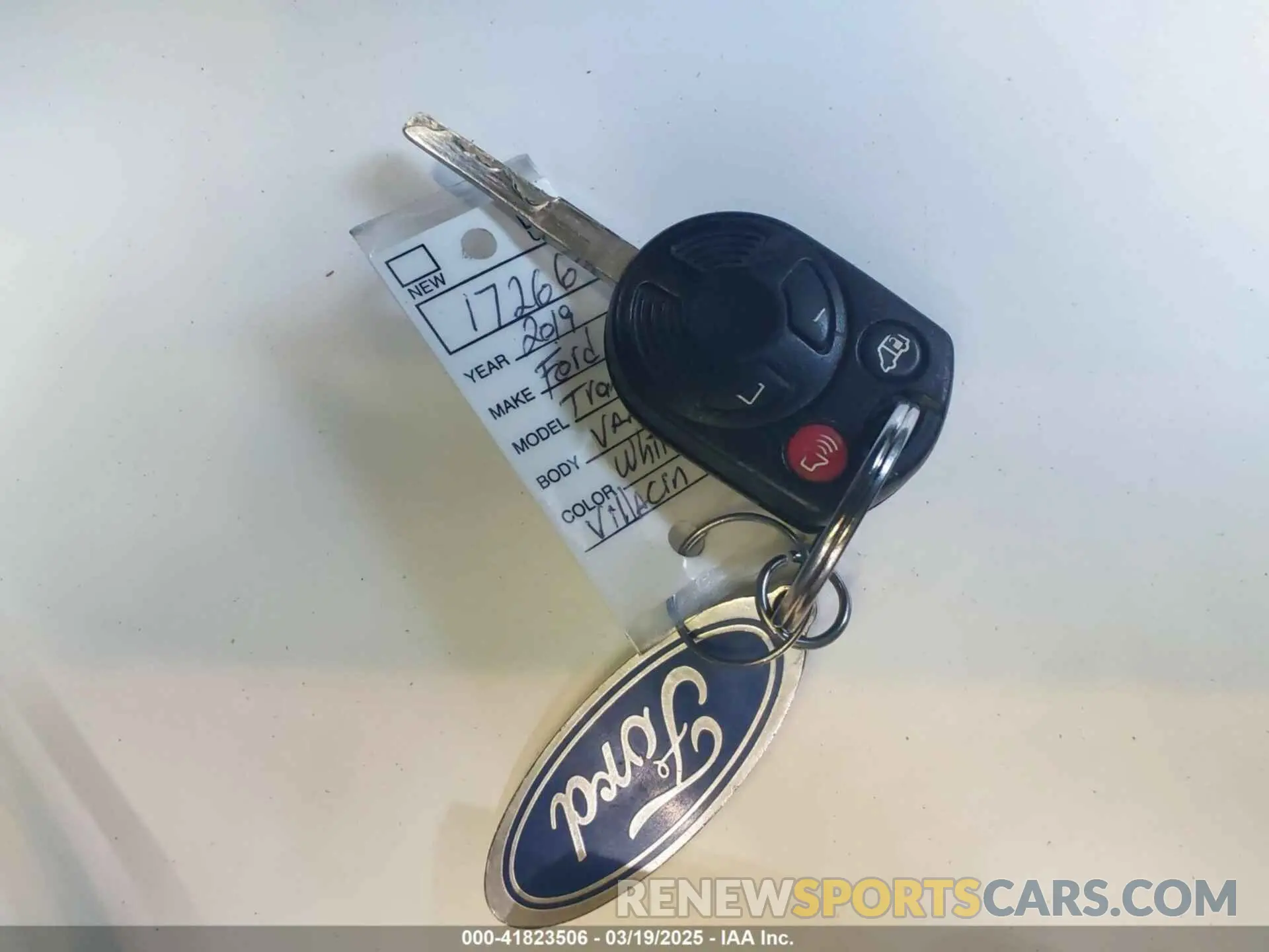 11 fotografías del automóvil dañado 1FTYR1ZM1KKB01558 FORD TRANSIT-250 2019