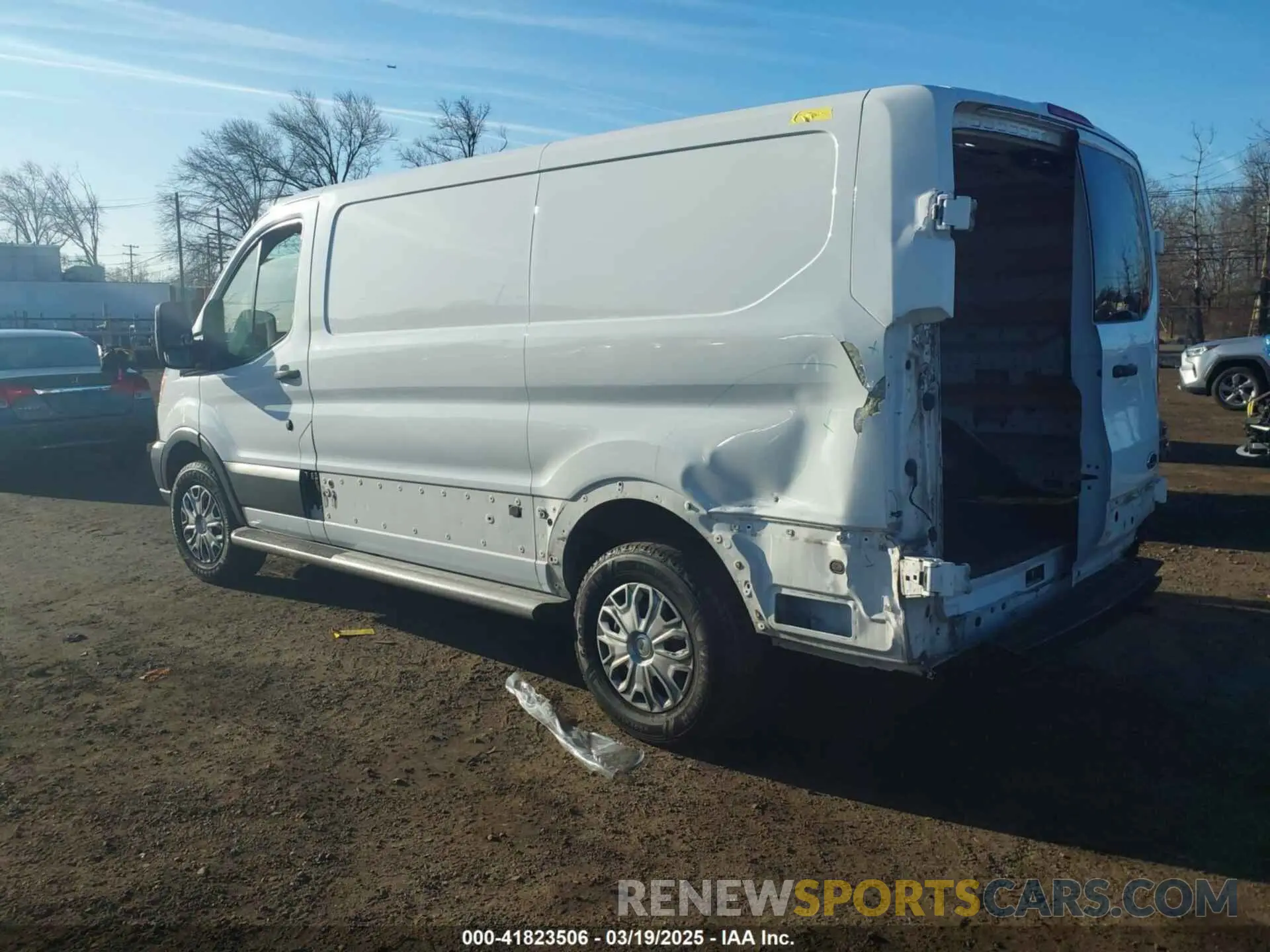 3 fotografías del automóvil dañado 1FTYR1ZM1KKB01558 FORD TRANSIT-250 2019