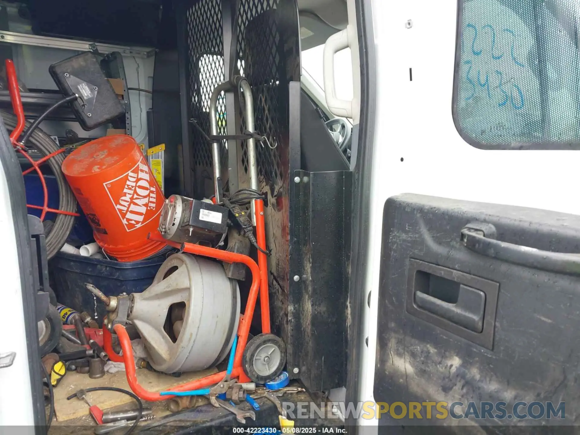 8 fotografías del automóvil dañado 1FTYR1ZM3KKB50213 FORD TRANSIT-250 2019