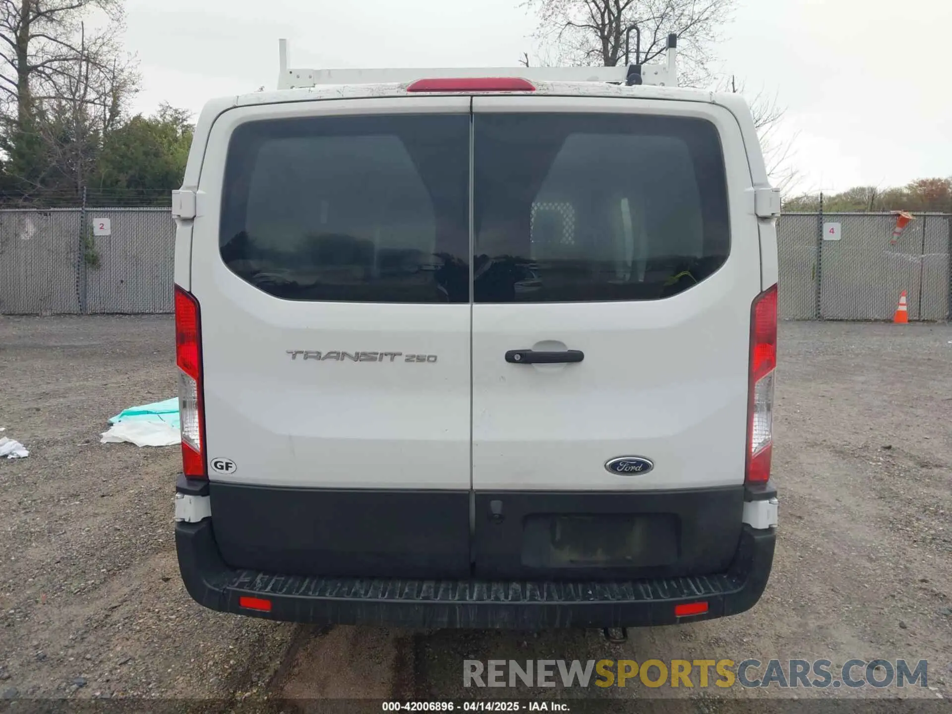 16 fotografías del automóvil dañado 1FTYR1ZM4KKB00758 FORD TRANSIT-250 2019