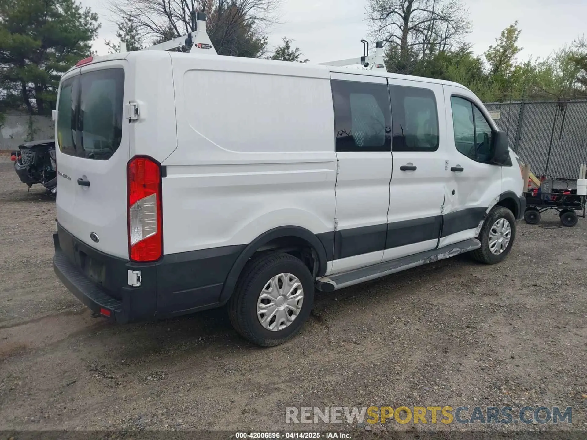 4 fotografías del automóvil dañado 1FTYR1ZM4KKB00758 FORD TRANSIT-250 2019