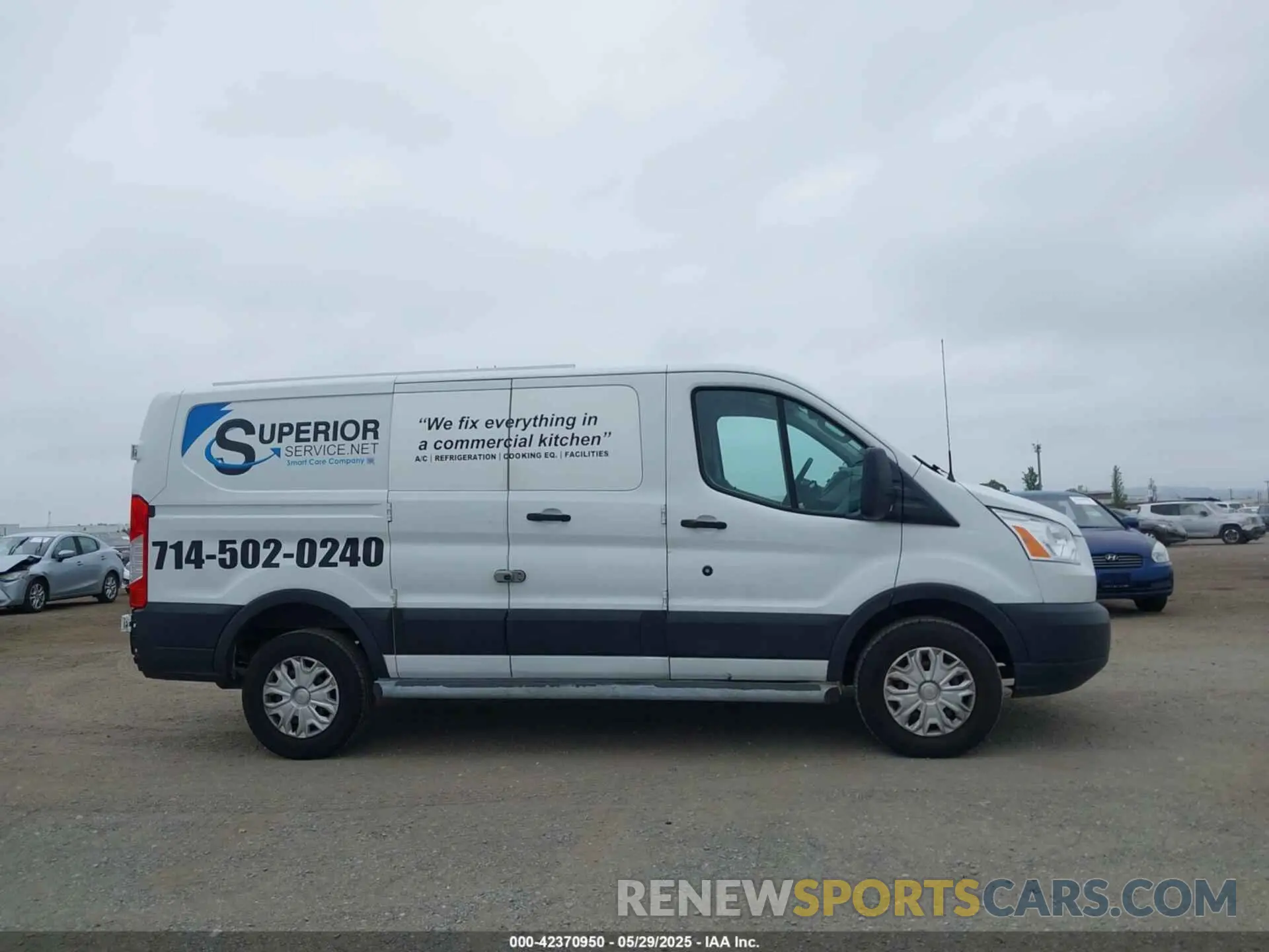 13 fotografías del automóvil dañado 1FTYR1ZM4KKB36594 FORD TRANSIT-250 2019