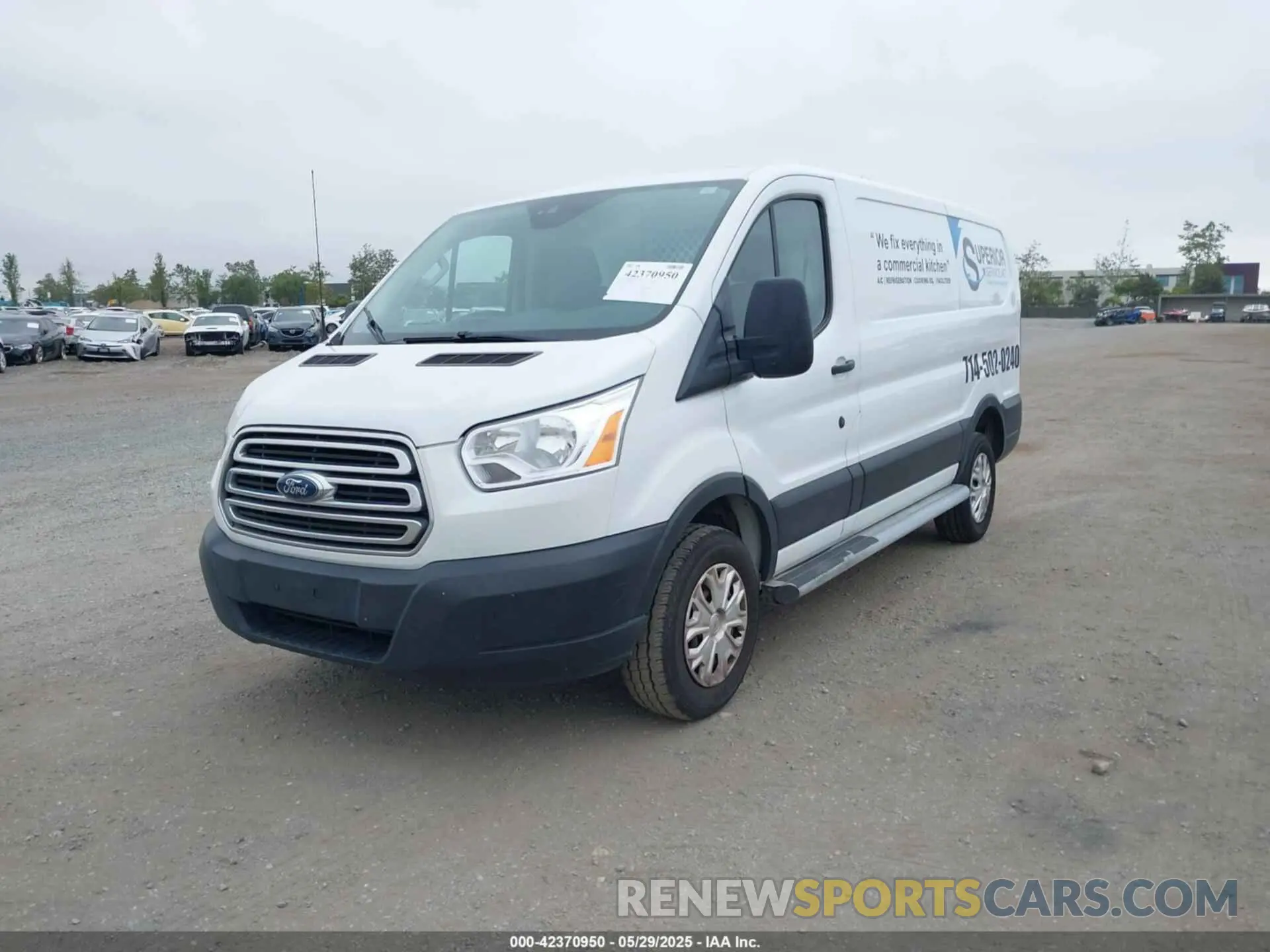 2 fotografías del automóvil dañado 1FTYR1ZM4KKB36594 FORD TRANSIT-250 2019